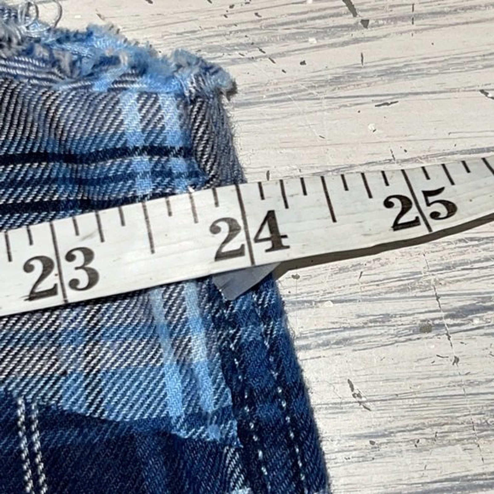 Jachs Girlfriend Sleeveless Flannel Button Down Top