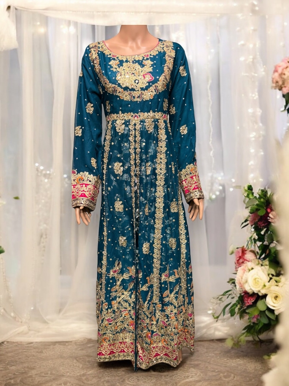 Elegant Designer Maxi Gown – 205
