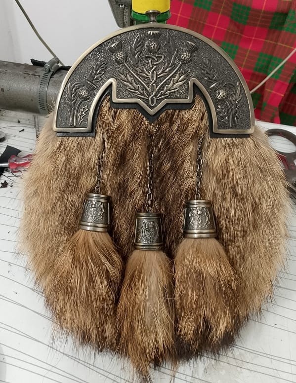 Brown Fur Scottish Sporran Kilt Bag Celtic Chrome Cantle Highland Dress Pouch