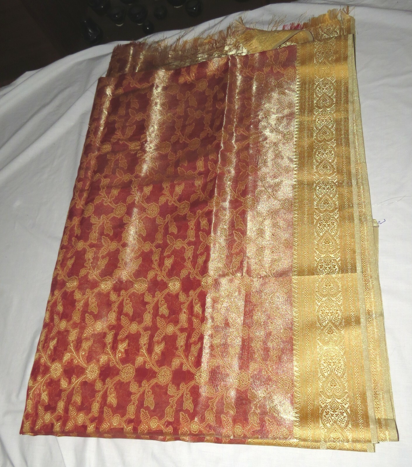 Indian Net Wedding Bridal Saree Sari Gold Floral