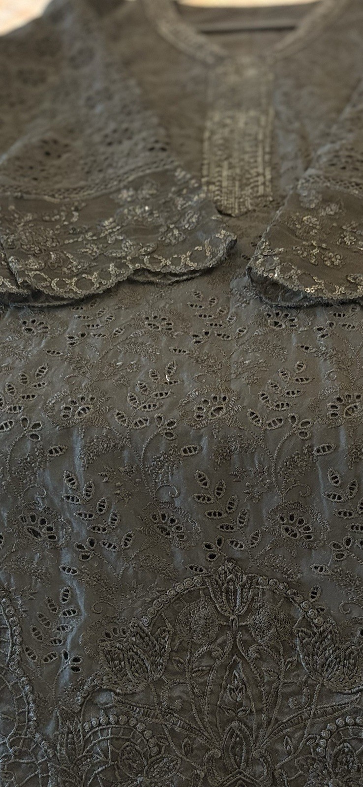 Motifs Brand New Large Heavy Embroidered Sequins Lace Chicken Kari 3 Piece Lawn