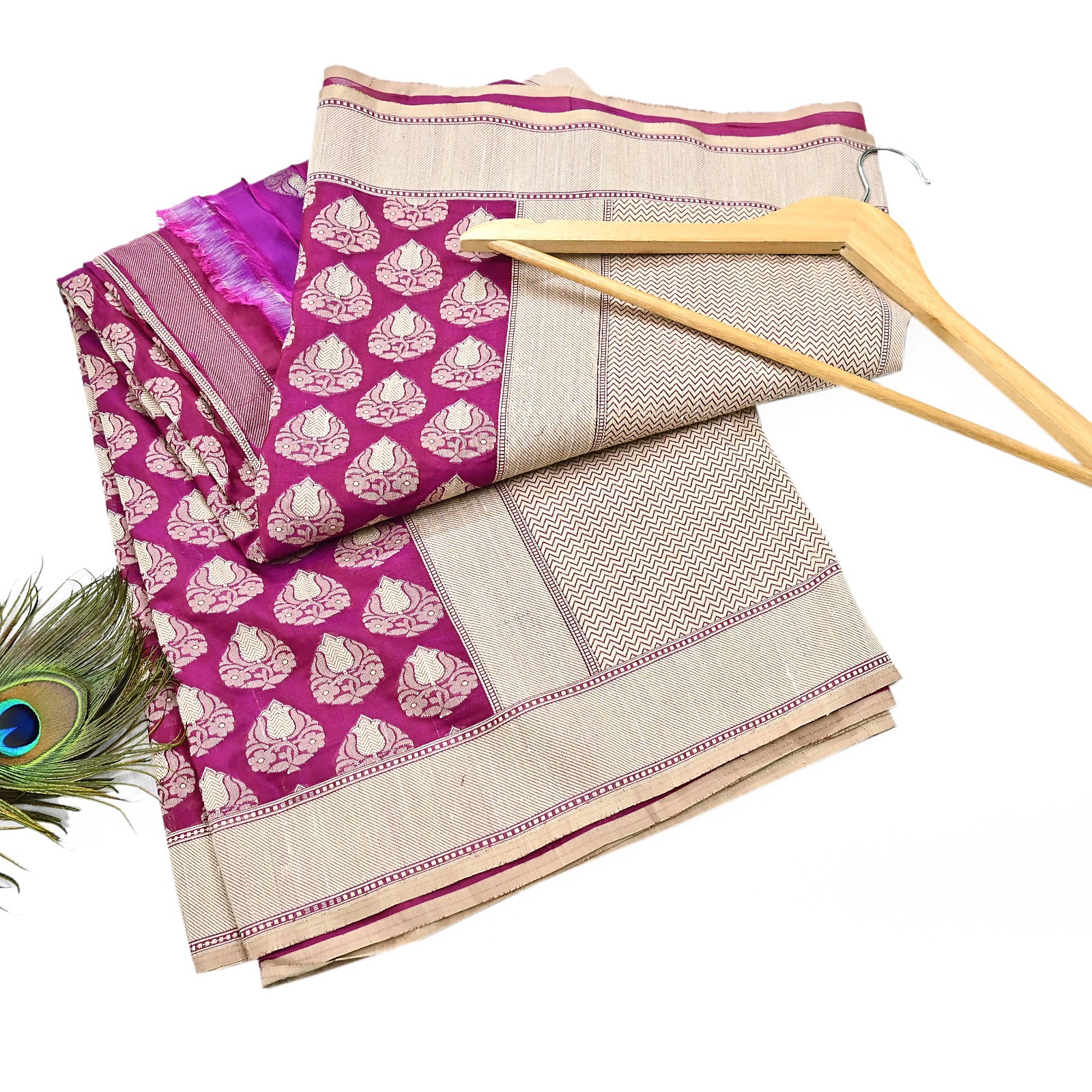 Indian Vintage Heavy Sari Purple & pink Hand Woven Saree 100% Pure Silk Zari 5Yd