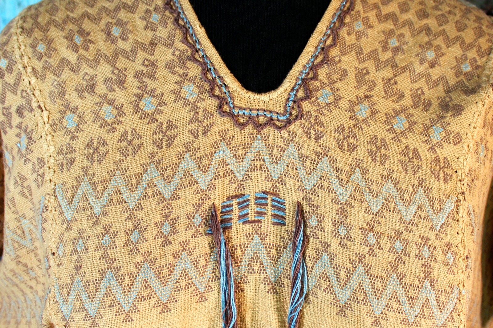 Huipil Natural Dye Handwoven San Bartolo Yautepec Backstrap Loom Oaxaca Mexico