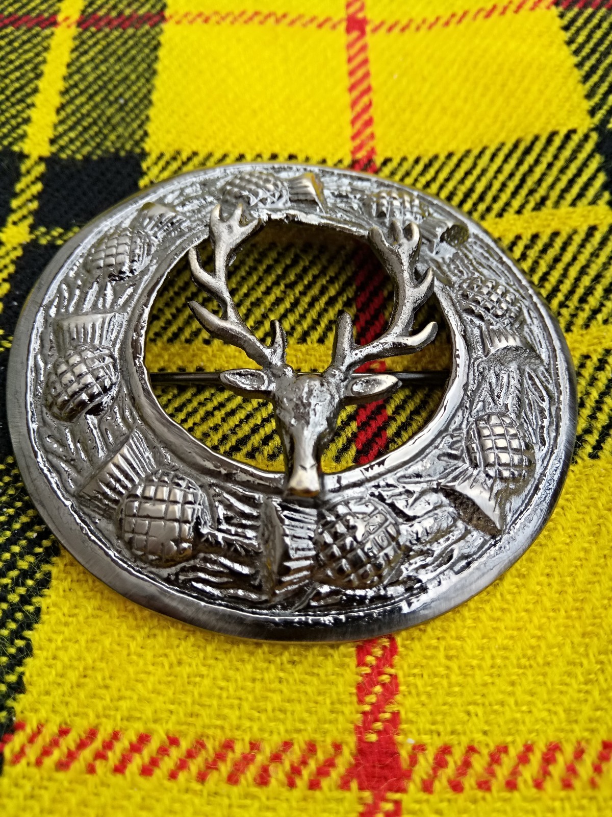 Scottish Stag Head Fly Plaid Kilt Brooch In Silver Antique Finish Size 3″ Inches