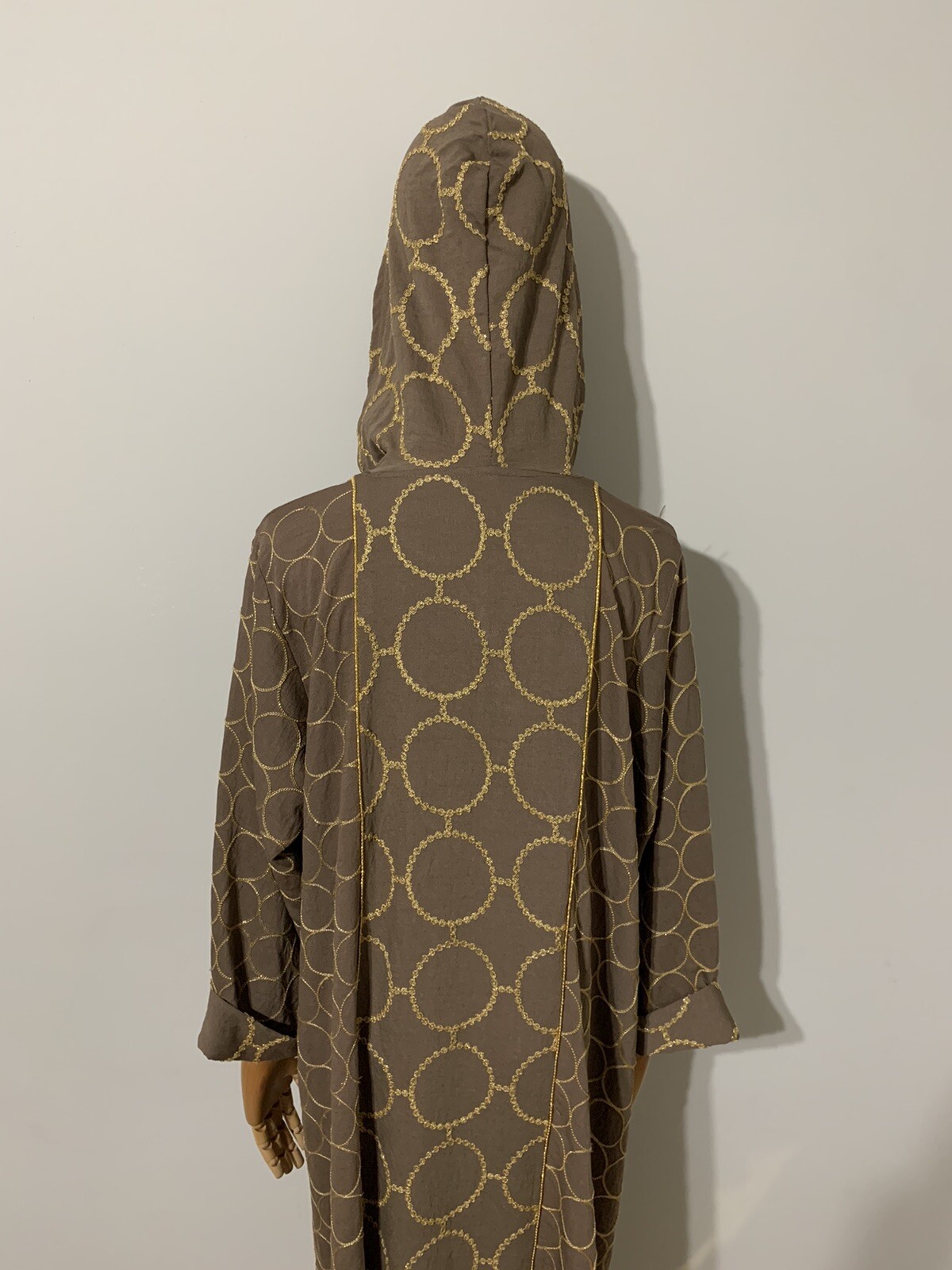 Tan and Gold Circular Embroidered Moroccan Dress / Arab Traditional Abaya