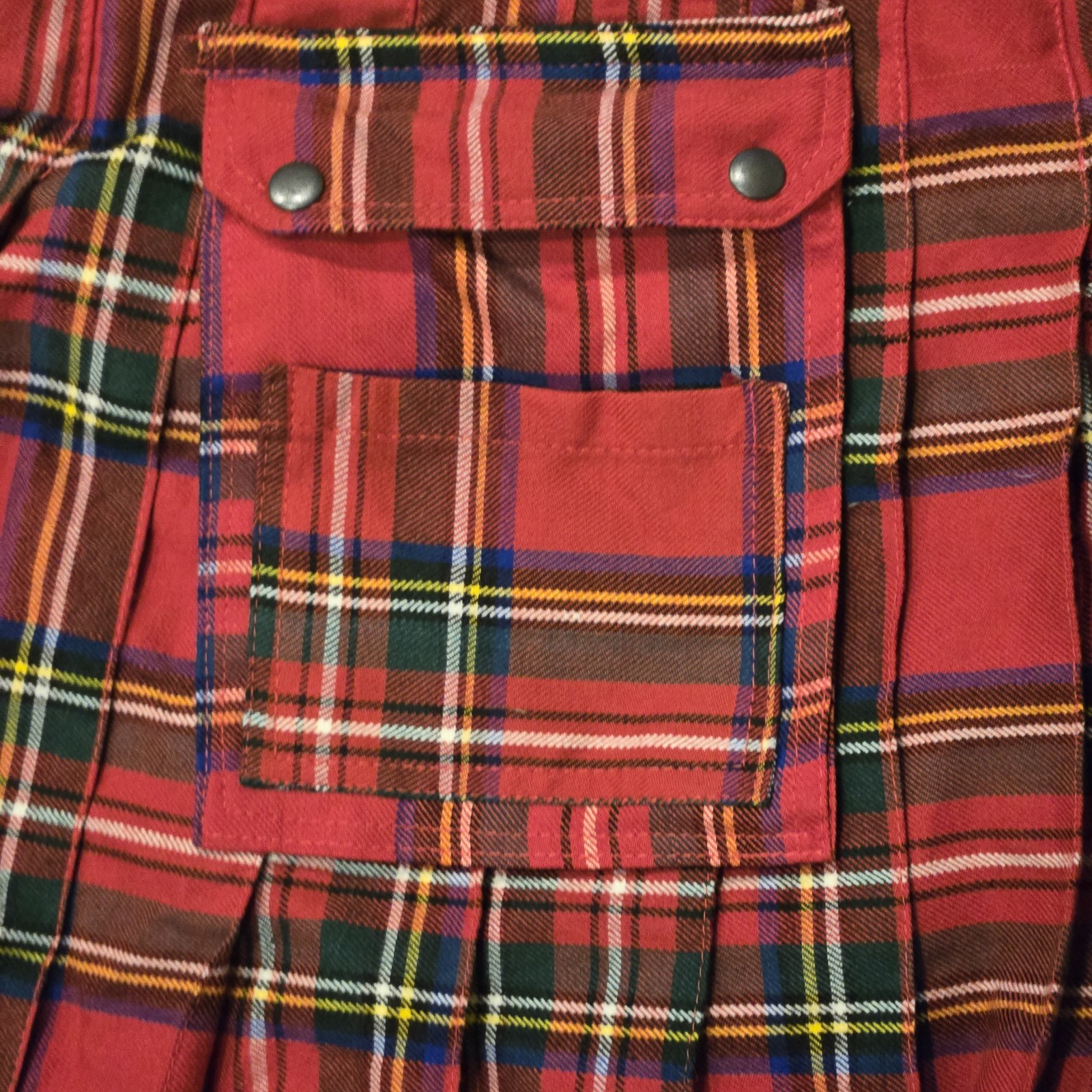 Scottish Design Tartans Kilt Size 40 Red Green Black Plaid Double Buckle 22″