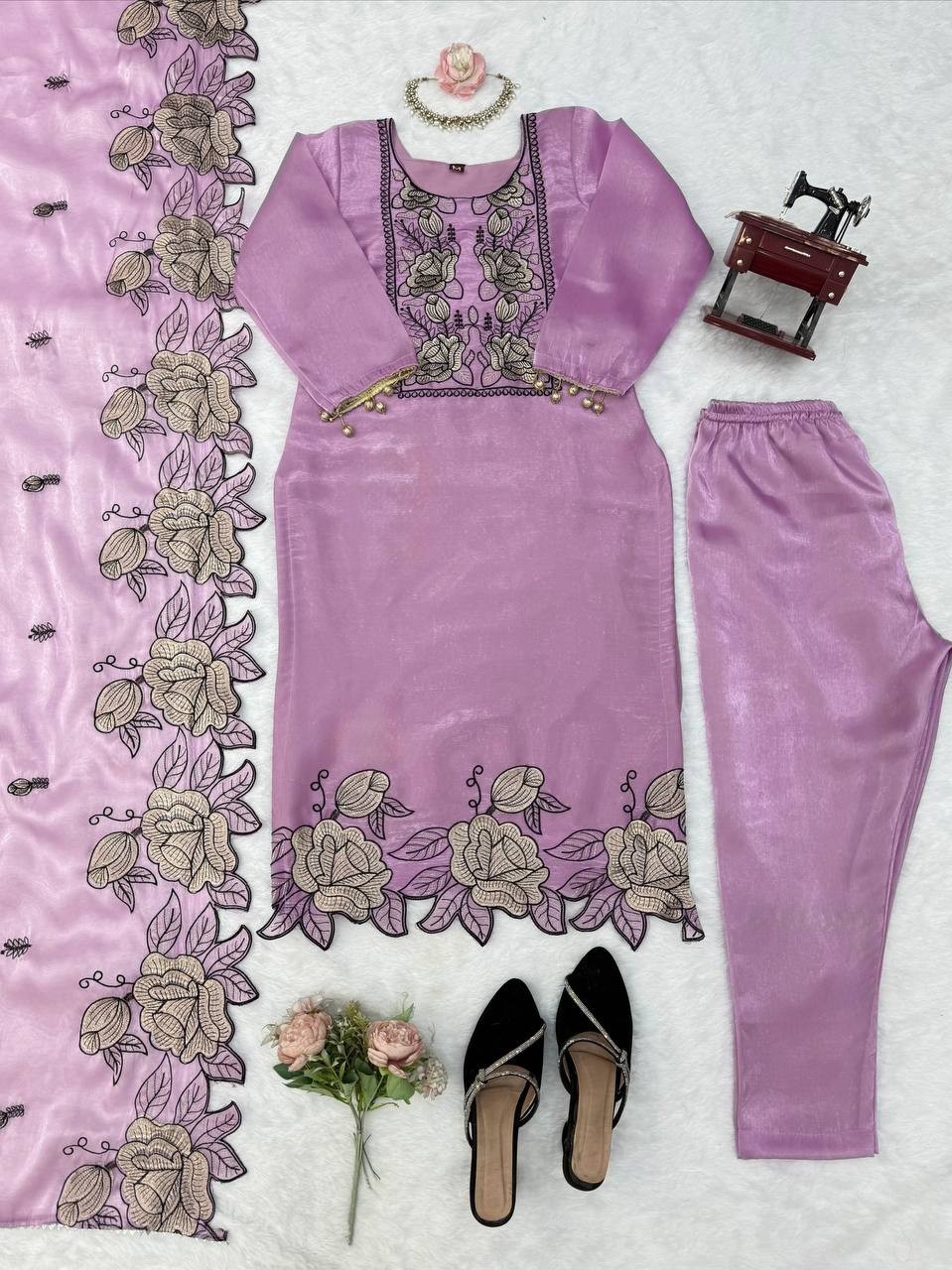Stunning Mul Chanderi Lilac Salwar Kameez With Dupatta For Party Wear
