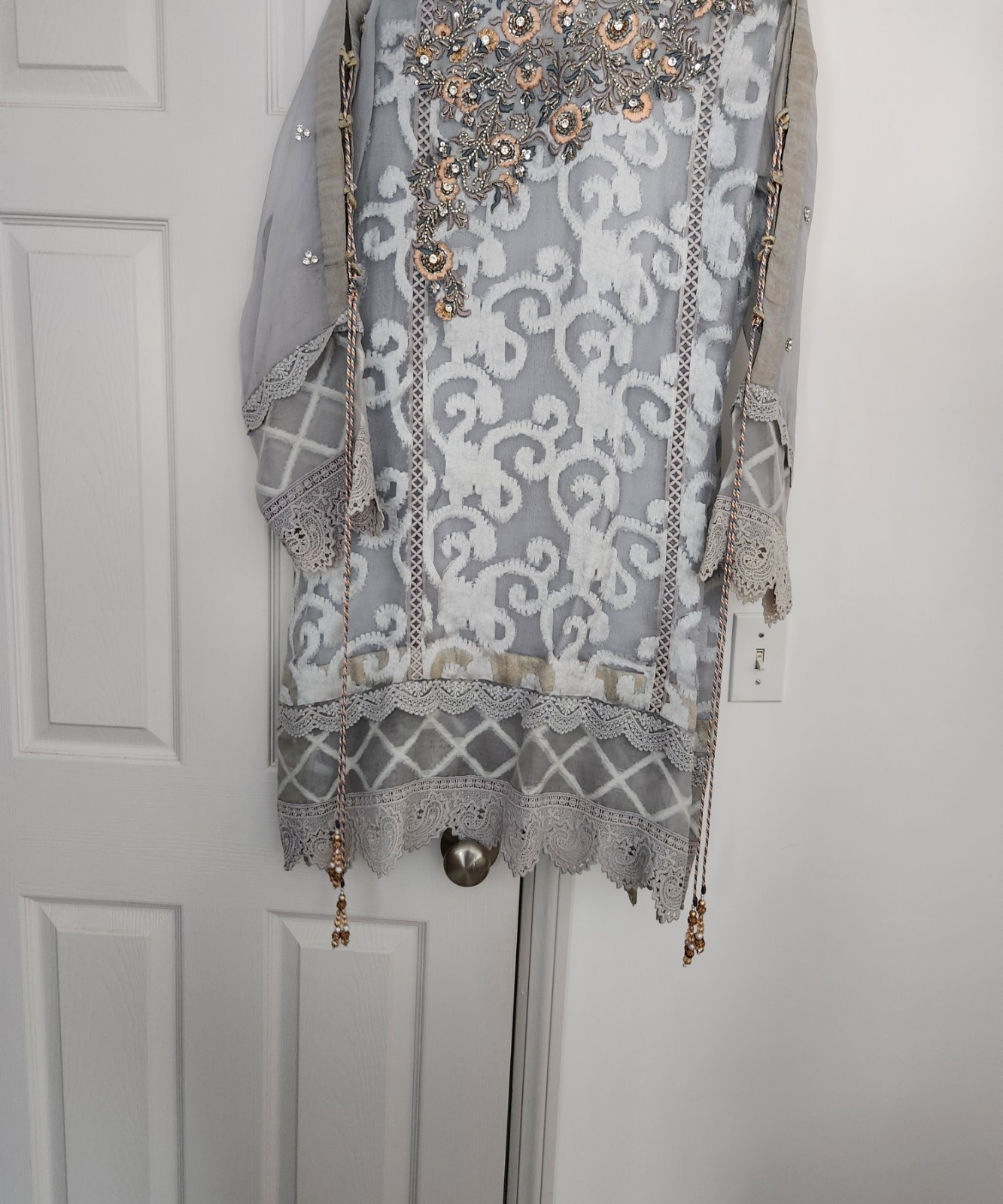 Pakistani Shalwar Kameez