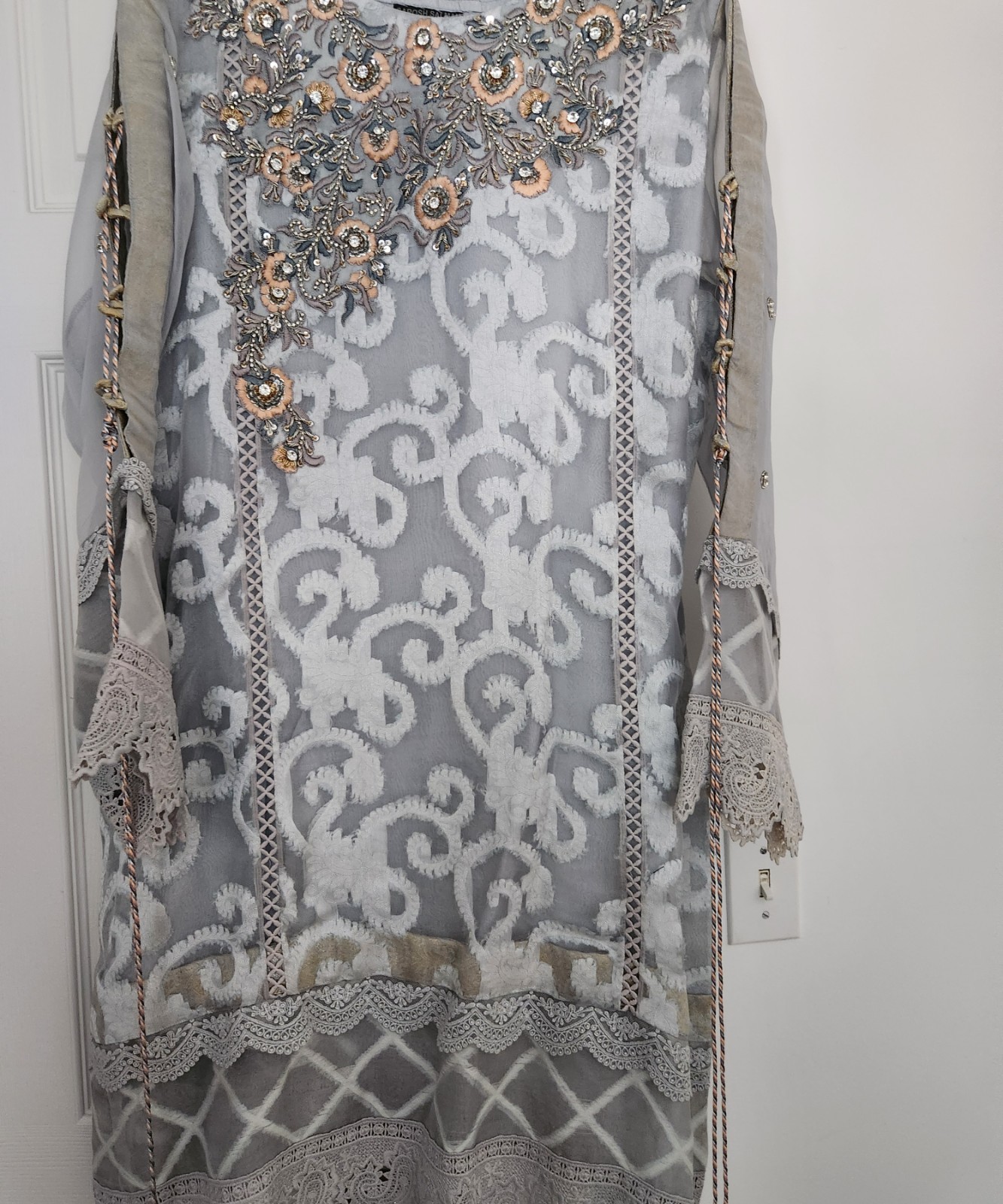 Pakistani Shalwar Kameez