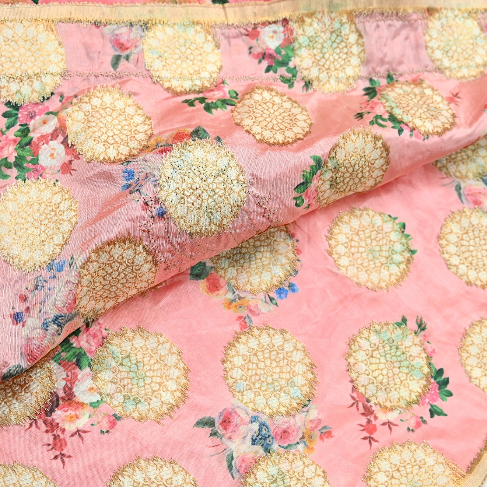 Vintage Peach Sarees Hand Embroidered Woven Brocade Sari Fabric 6Yd Sewing Dabka