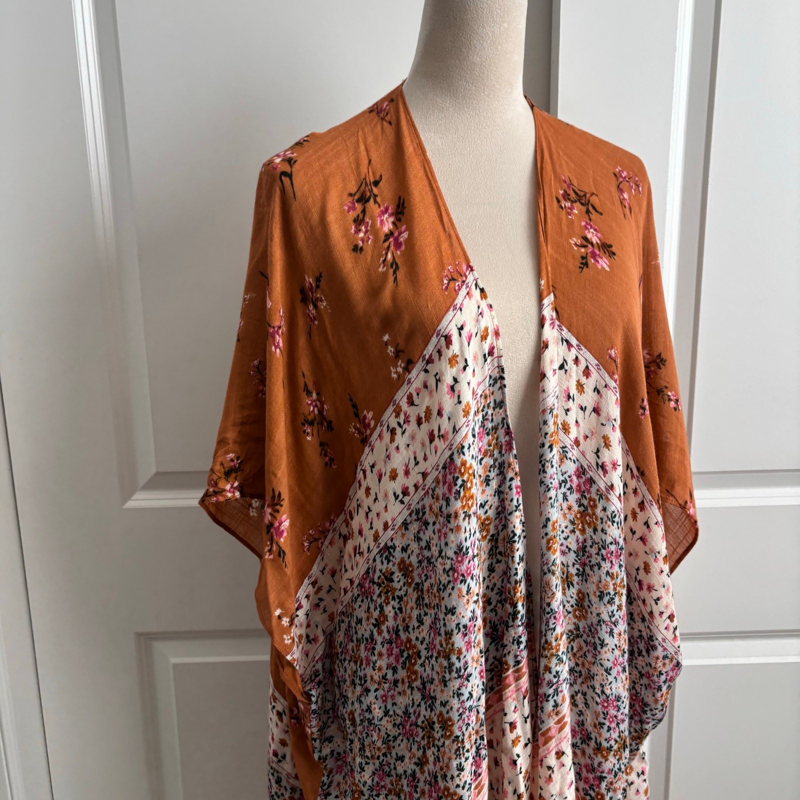 American Eagle Floral Kimono Wrap One Size Boho Festival Draped Cardigan Rust