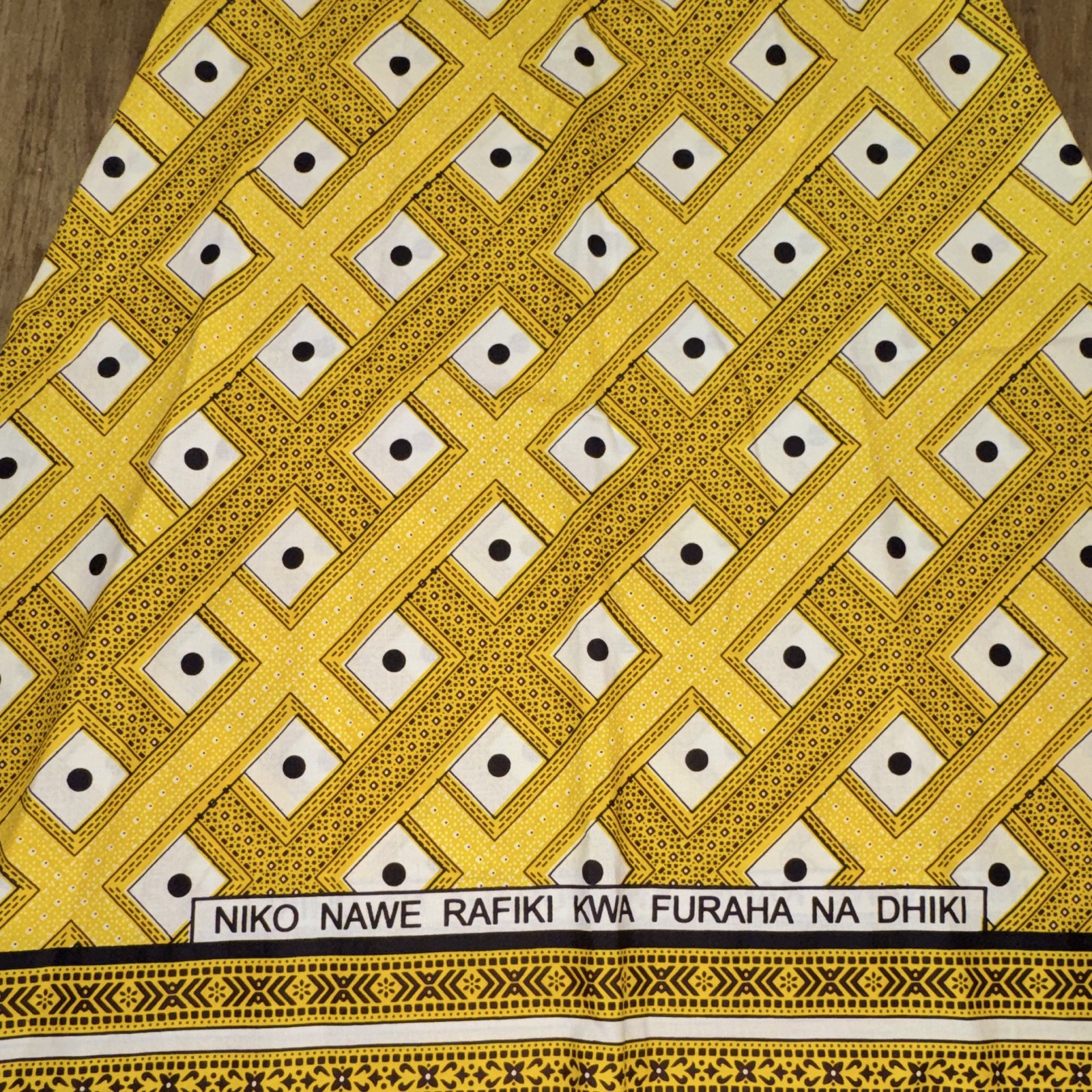 Kenya Anga collection Yellow Cotton Woven Kanga Wrap Skirt Women’s Size 6/8