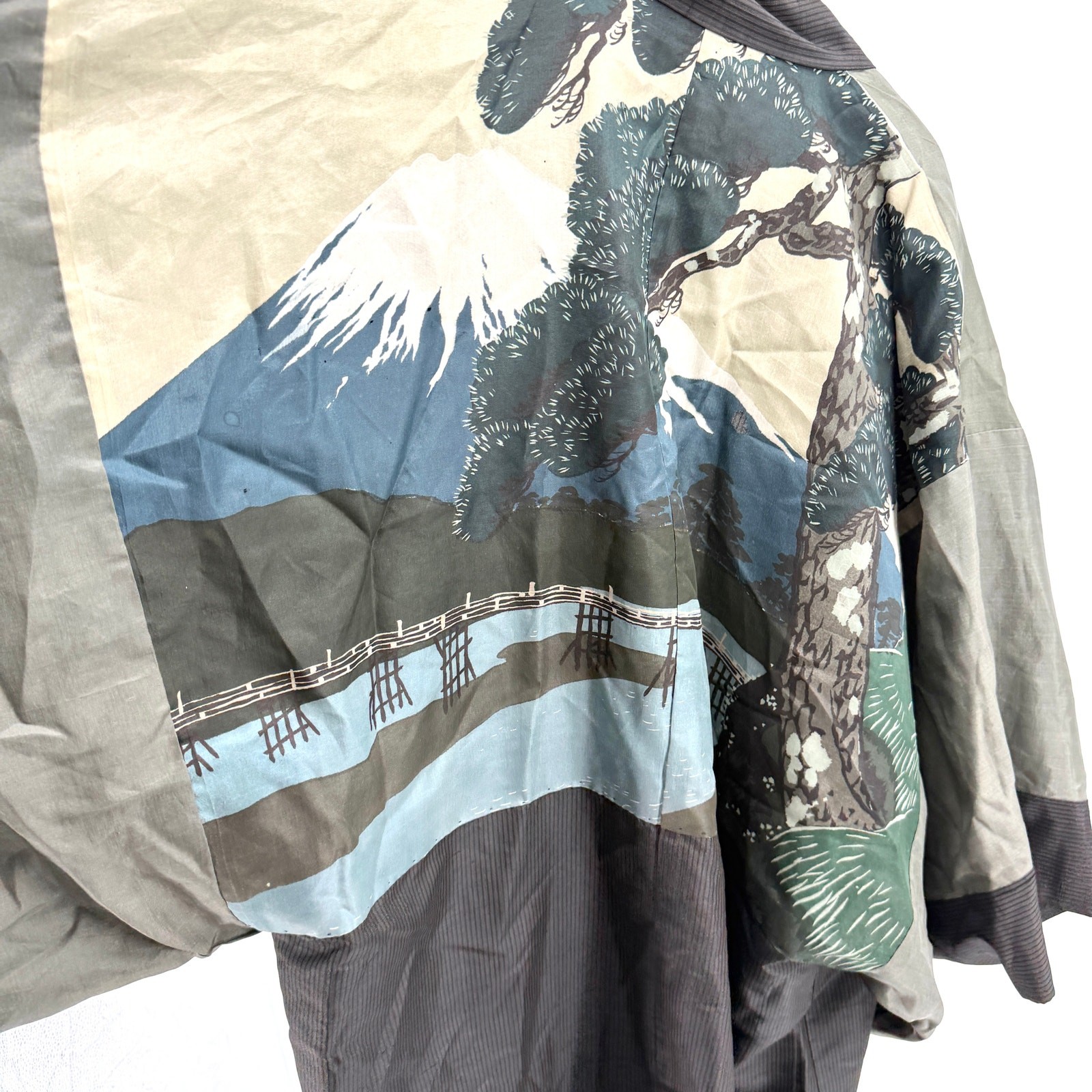 Vintage 50s Gray 100% Silk Mt Fuji Mens Haori Kimono Jacket