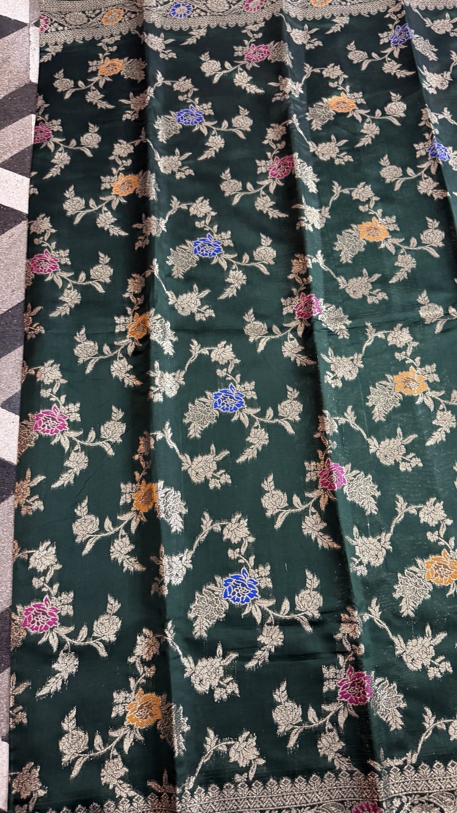 Dark Green Georgette Silk Saree with Floral Zari Weaving