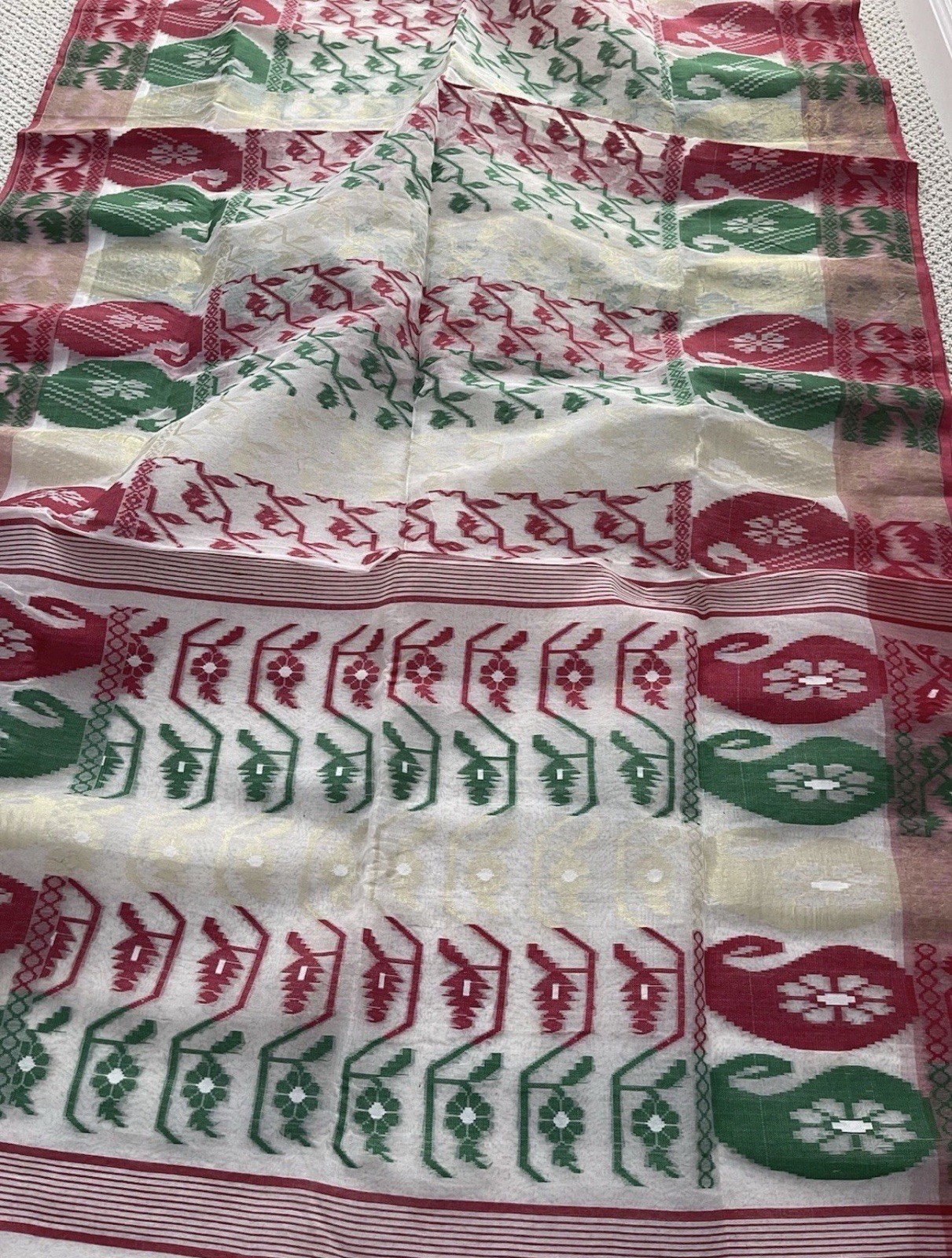 Dhakai Jamdani Cotton Silk Saree