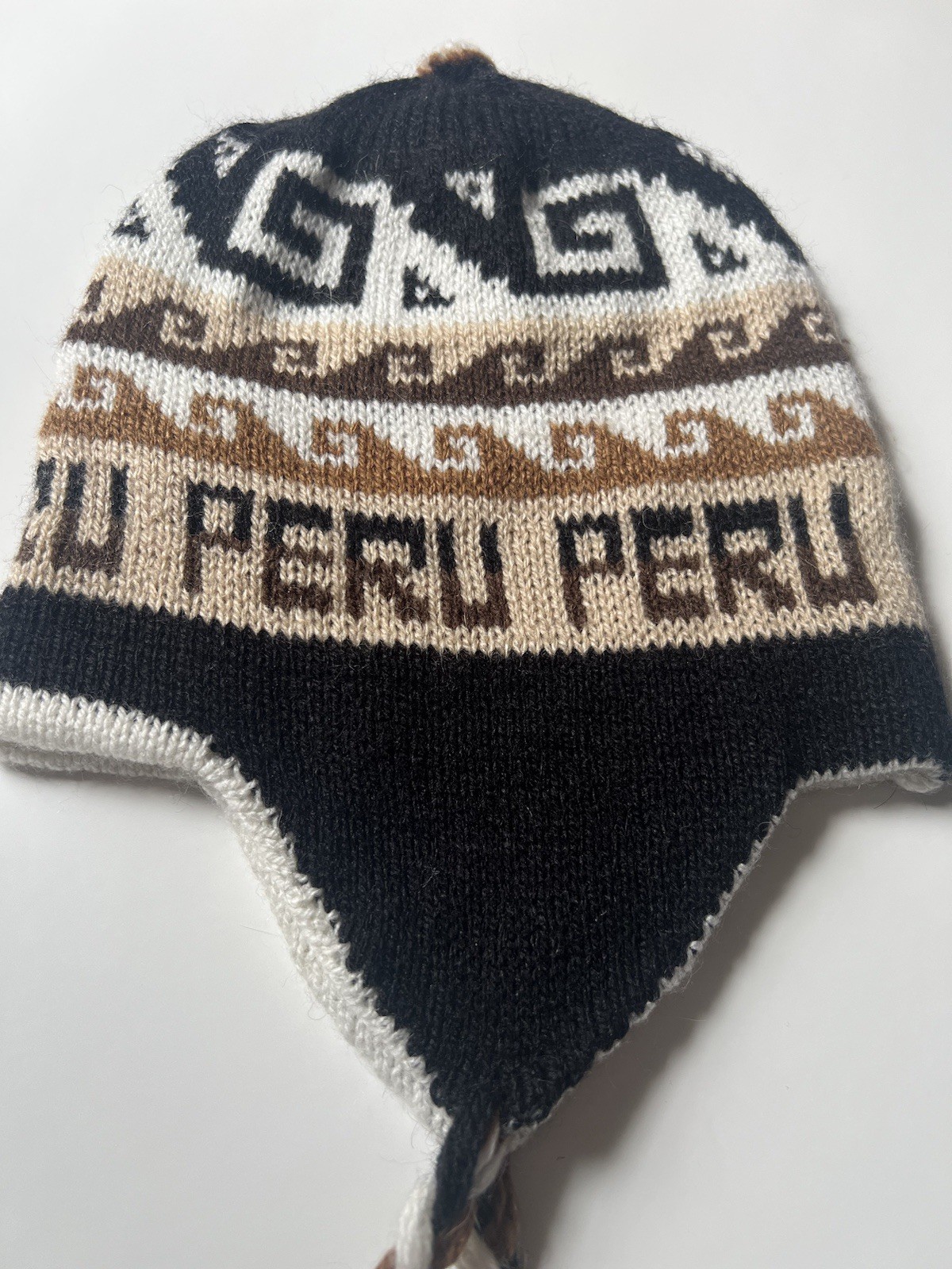 Peruvian Reversible Wool Chullo