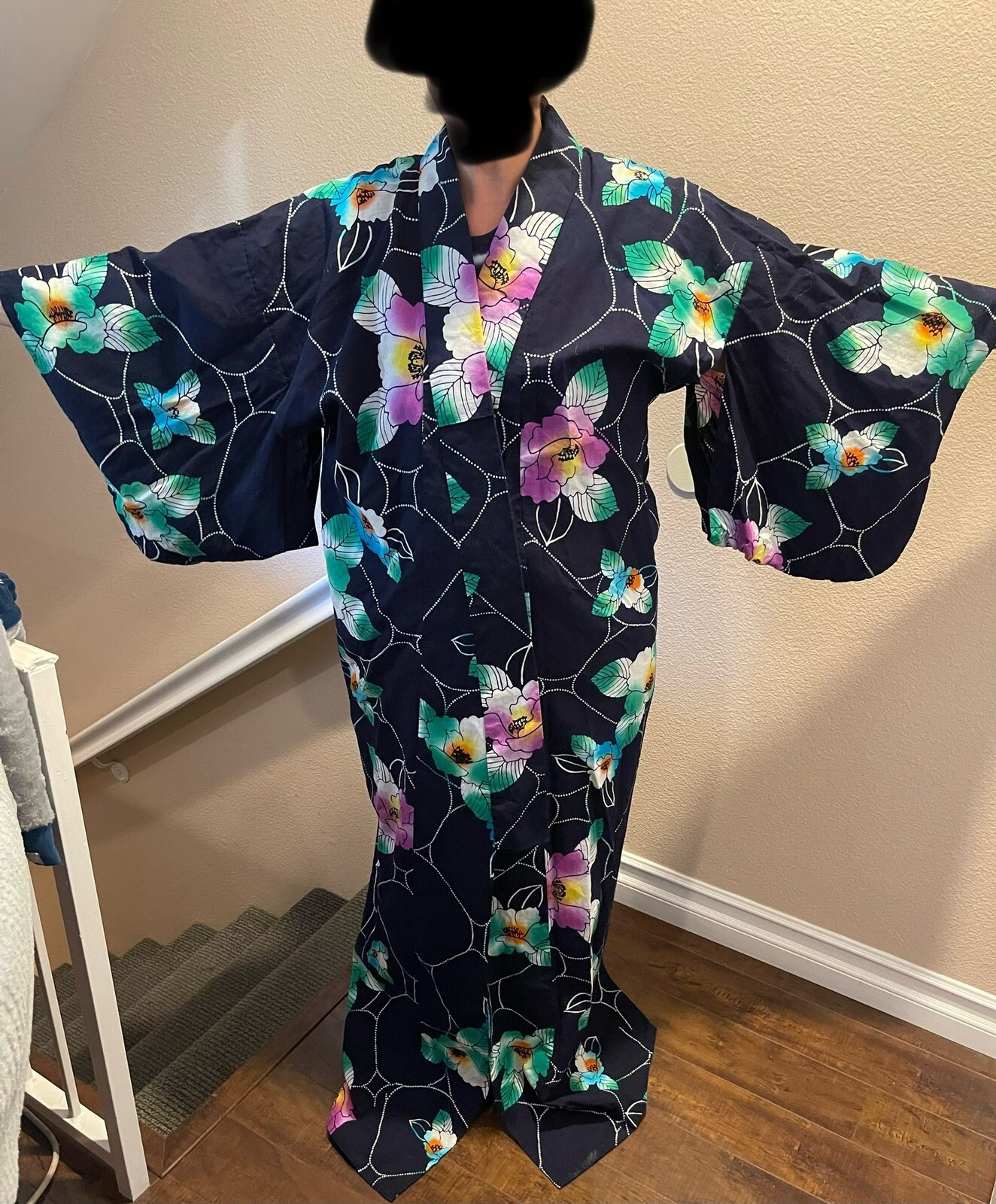 Handmade Women’s Japanese Kimono Costume Blue Floral Size 10/12 Medium/Large