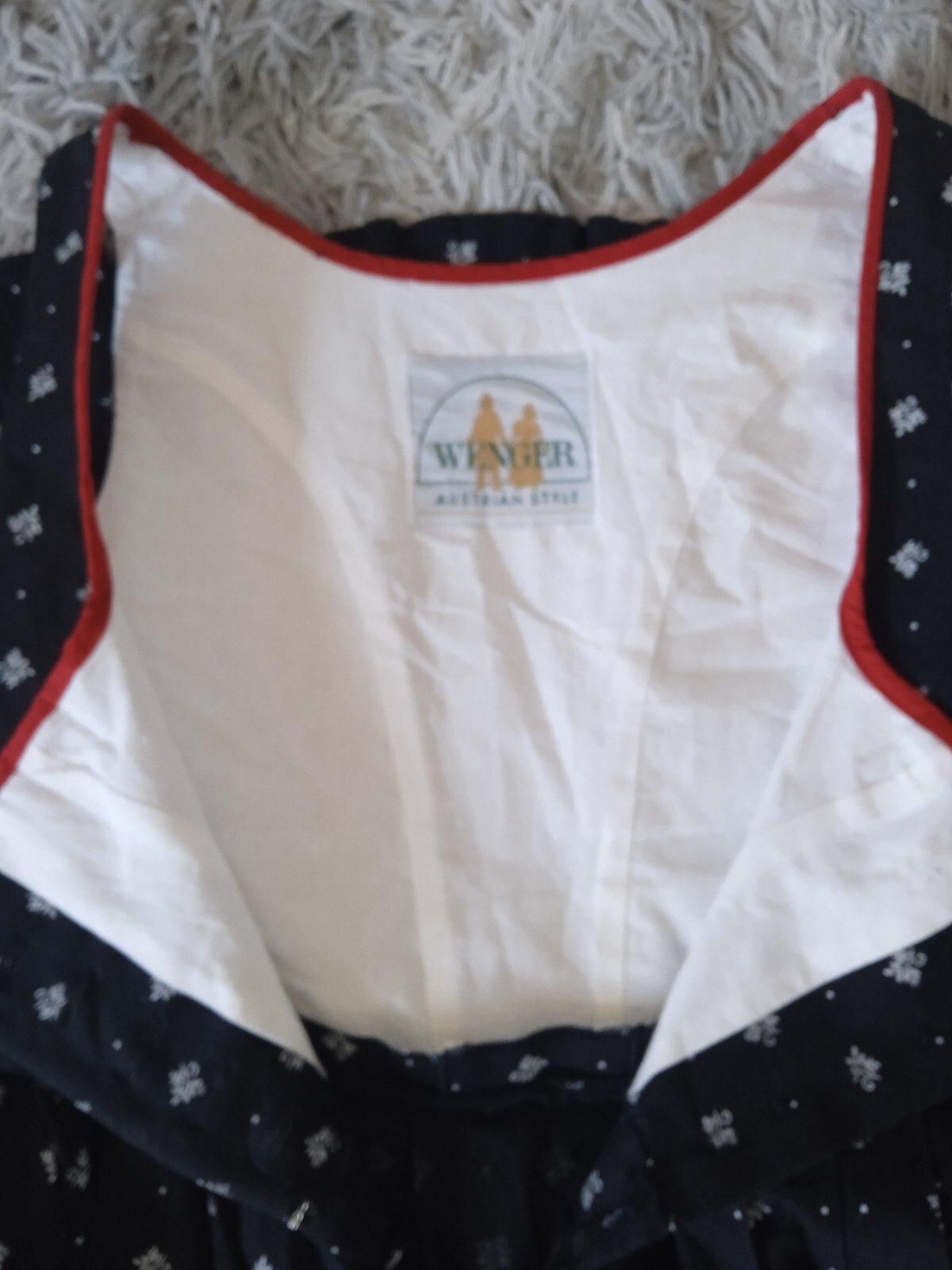 Wenger Tyrol Dirndl Oktoberfest Black Dress and Blouse