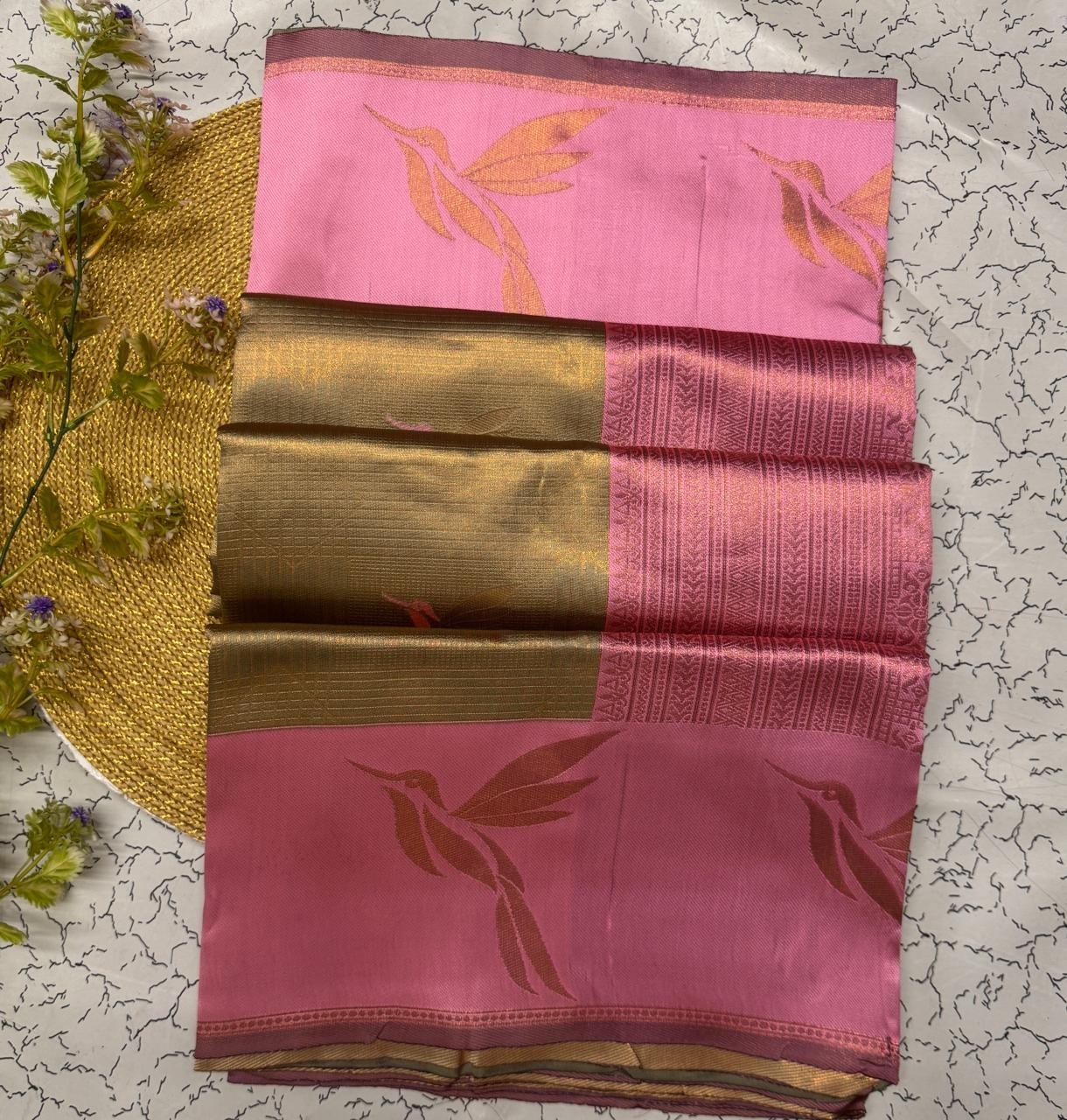 Women’s Banarasi Pure Soft Kanjivaram Silk Saree With Blouse Piece For Wedding