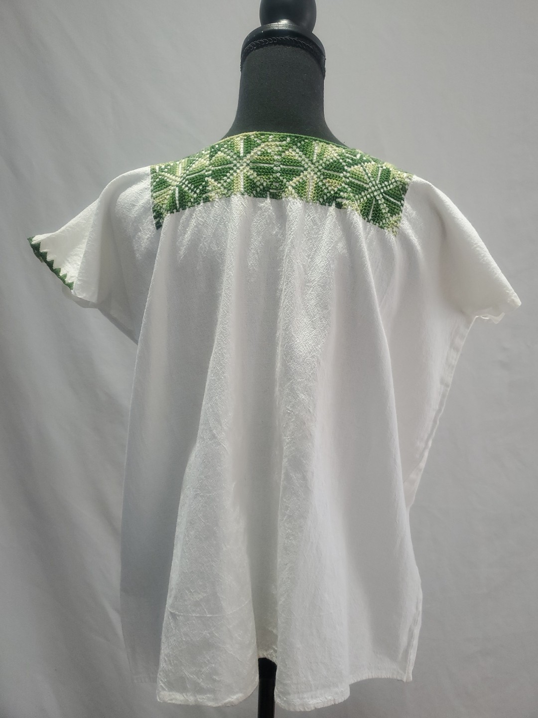 Ladies Mexican Huipil, Cream With Green Embroidery, sz 10/12