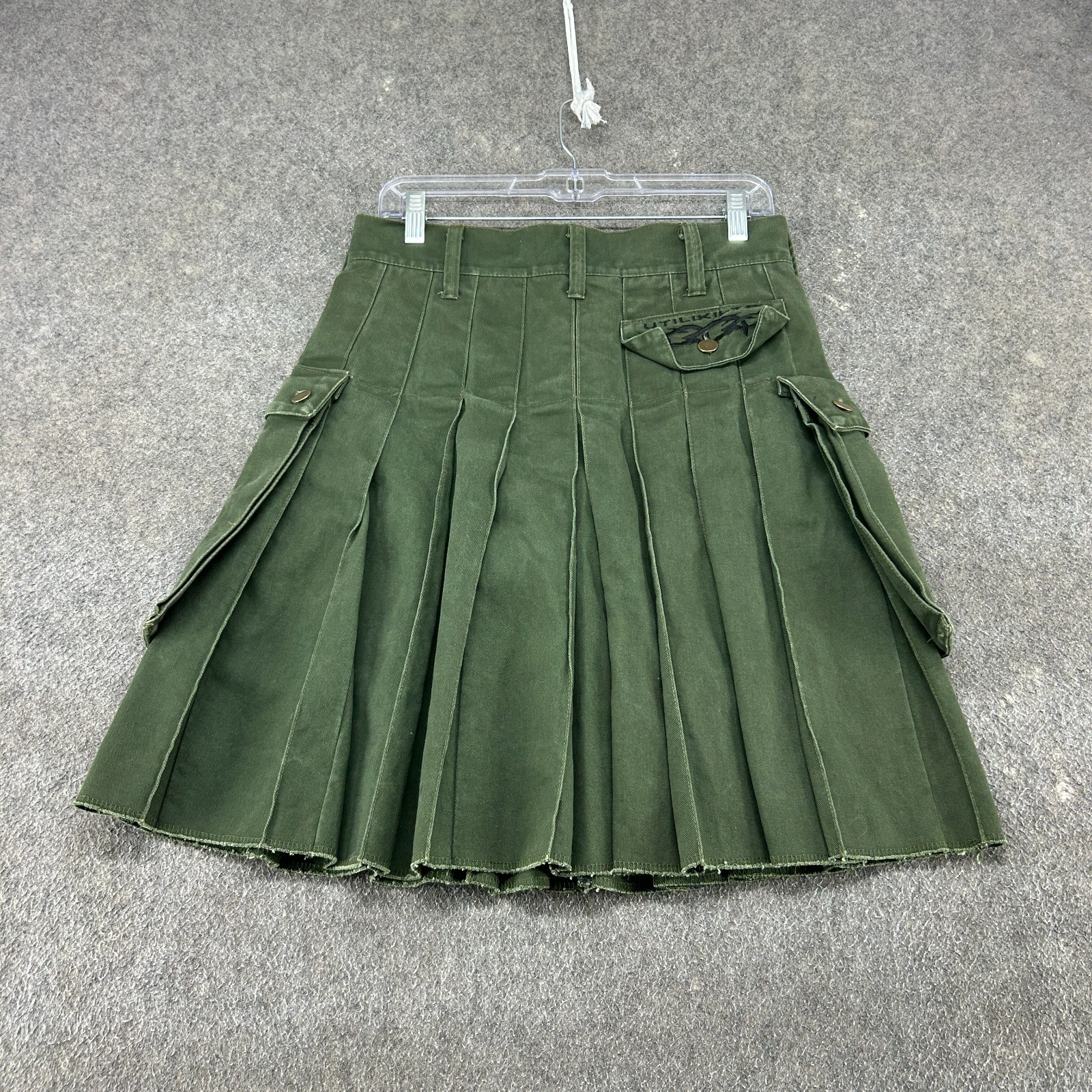 VINTAGE Utilitykilt Mens 30? Green Cargo Scottish Traditional Pocket Pleated