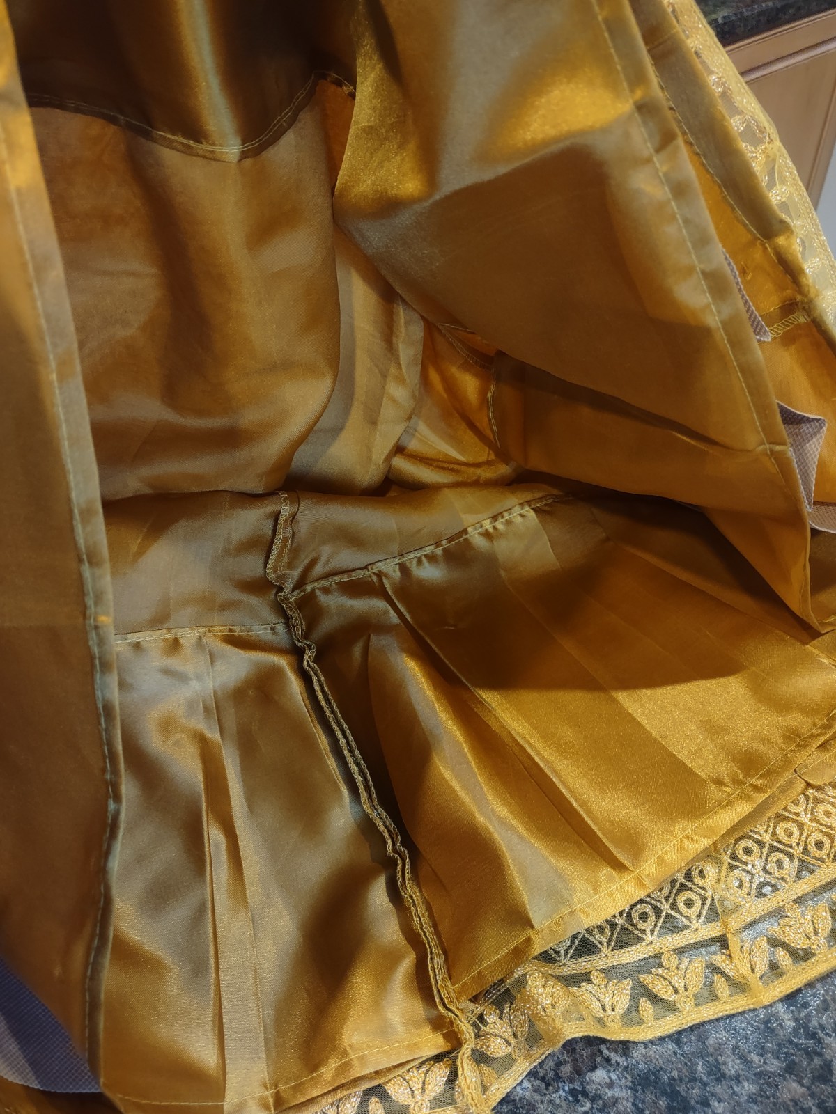 Indya Luxe Women’s Salwar Kameez Suit Gold Net Embroidered 3pc, Size 4XL