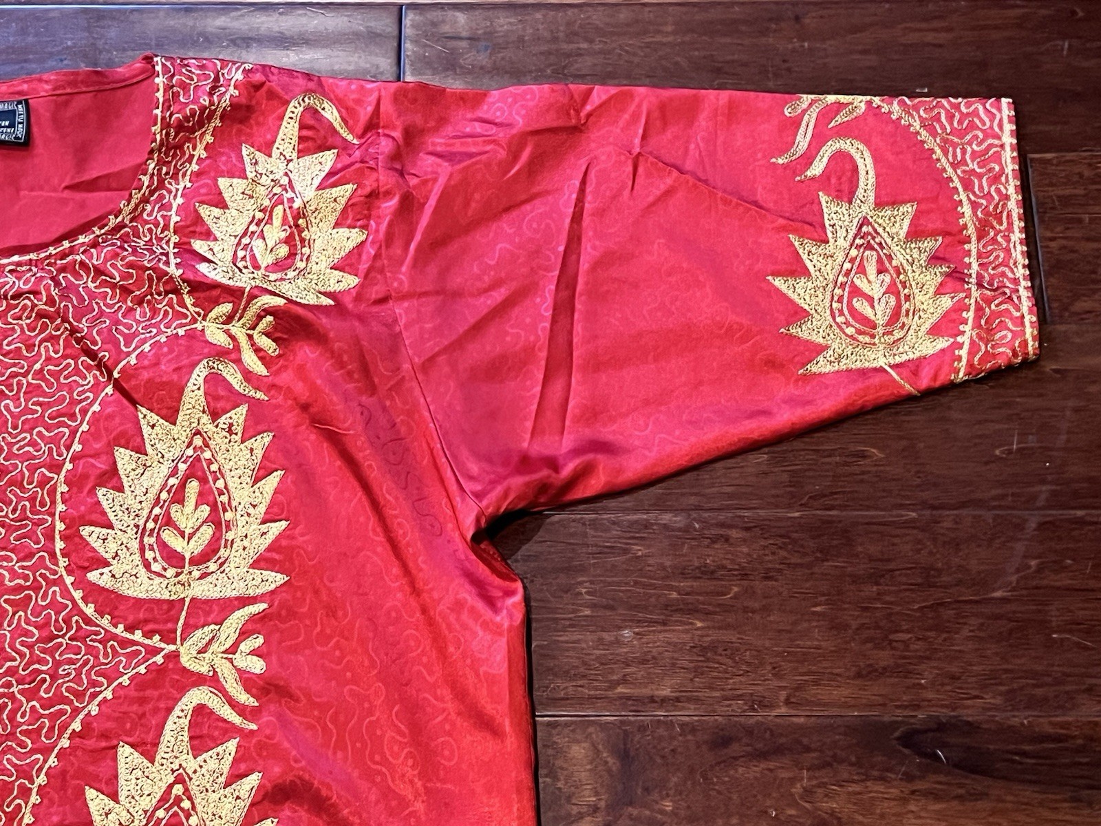 MEETU MAGIC Red Gold Embroidered One Size Muumuu Kaftan Pull Over Tunic Shirt