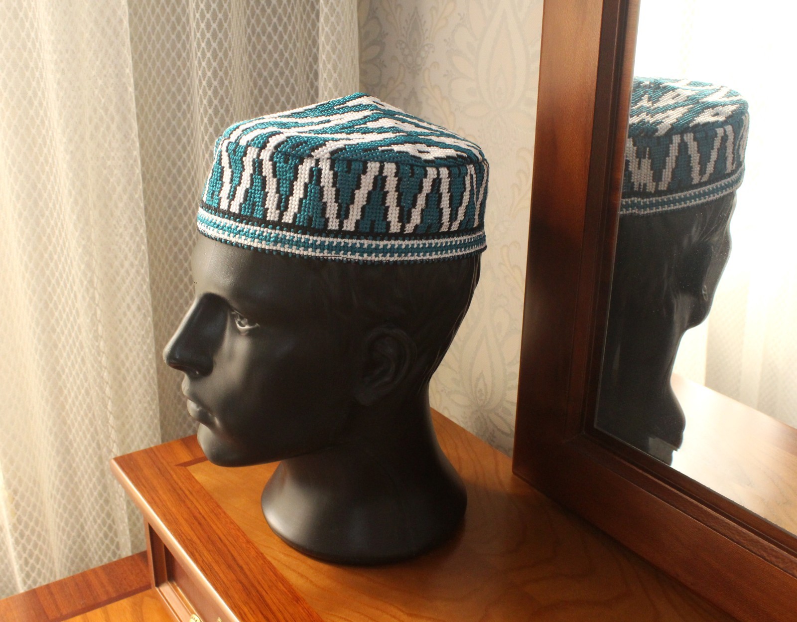 Uzbek Embroidered Skull-cap 22.4″/57cm Traditional Kufi Hat Ethnic Doppa Unisex