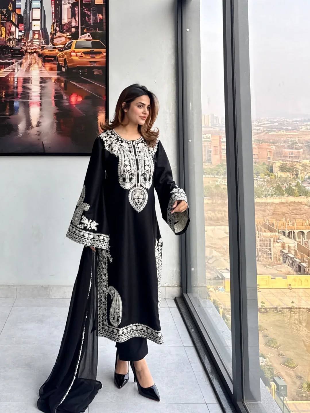 SALWAR KAMEEZ PAKISTANI INDIAN WEDDING PARTY WEAR DRESS BOLLYWOOD SUIT SHARARA