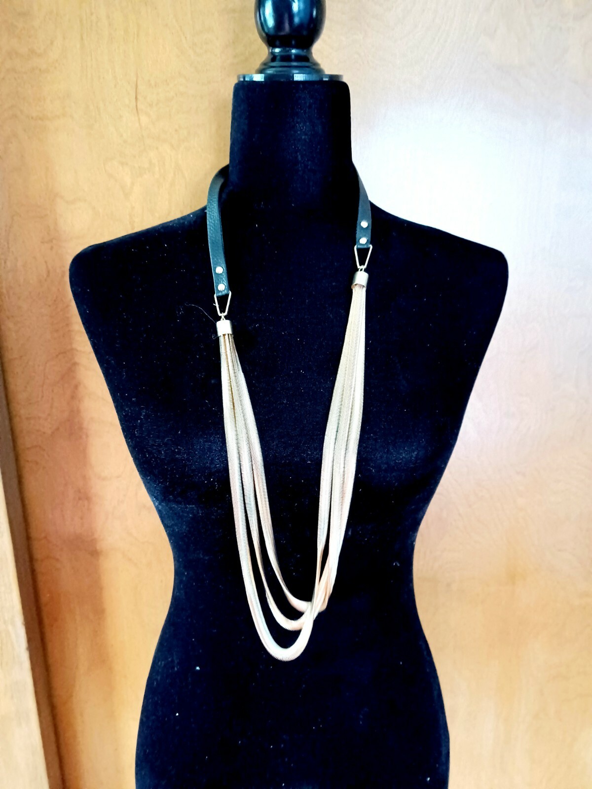 Trendy, versatile gold plated necklace and earrings