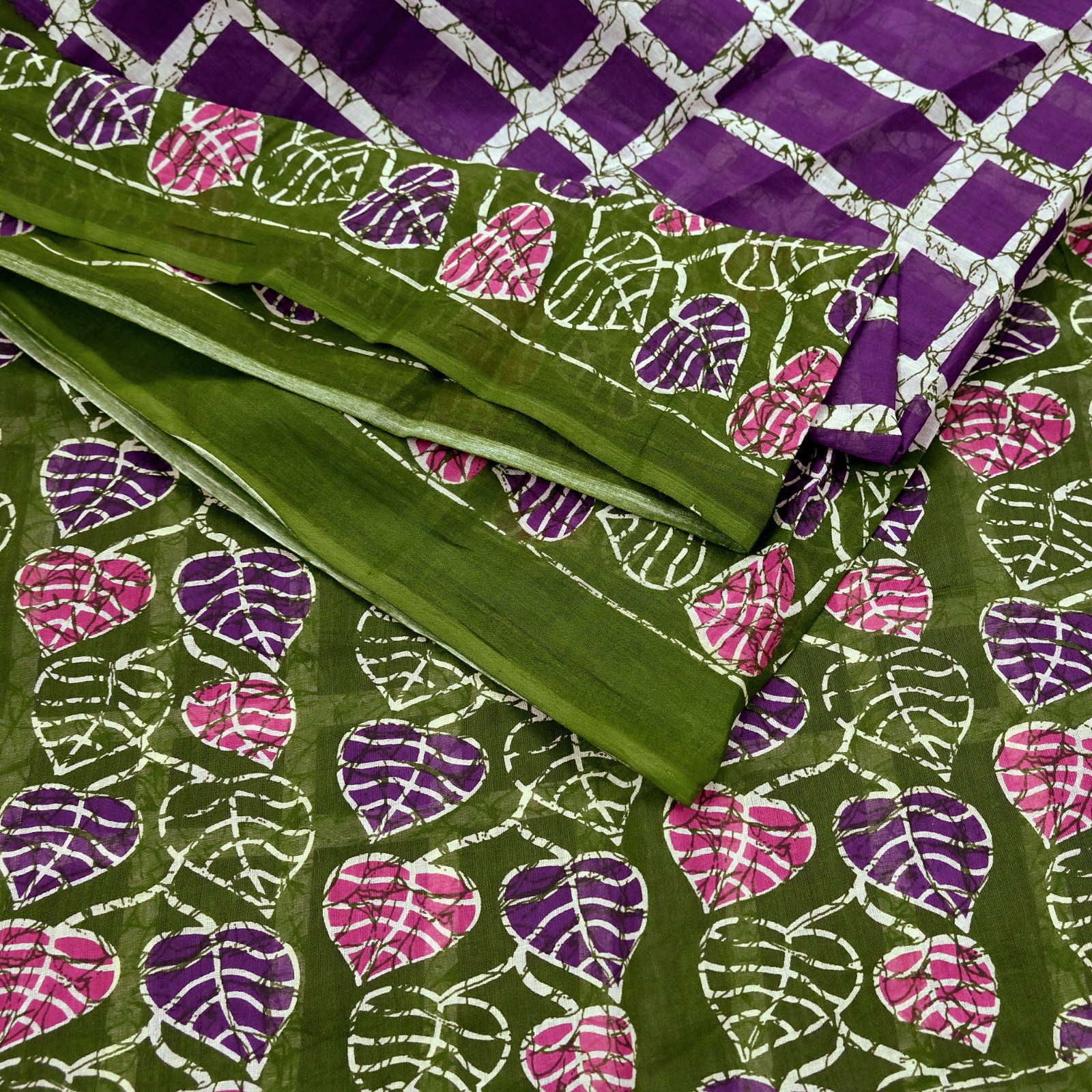 Vintage Sari Purple & Green Batik Printed Saree Pure Cotton 5Yd Craft Fabric