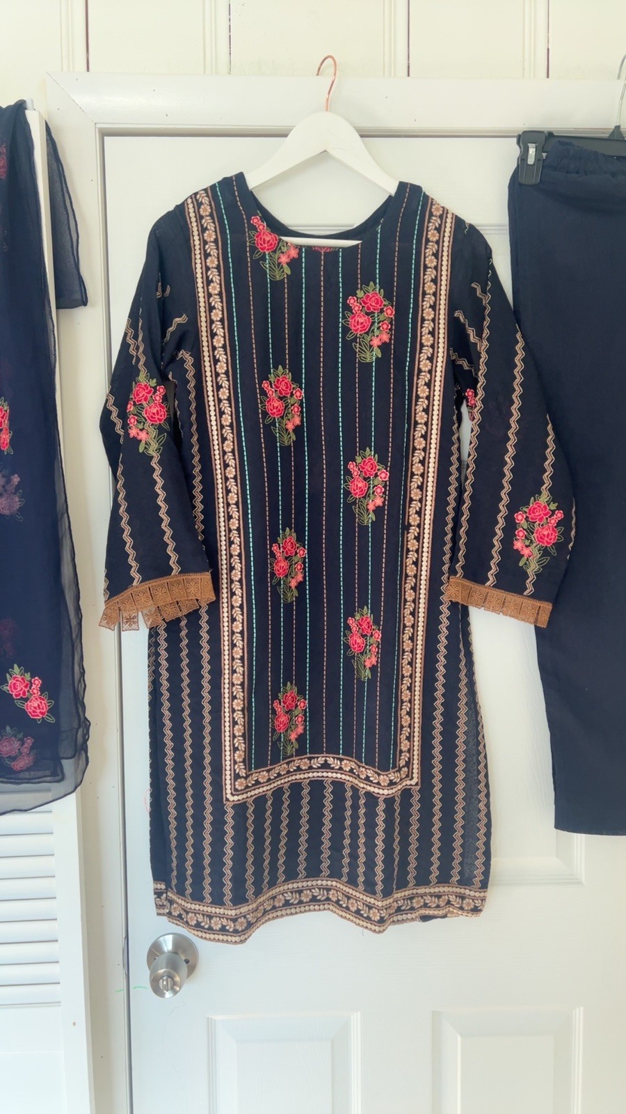 Pakistani/Indian ready to wear Bareeze shalwar kameez shalwar kurta