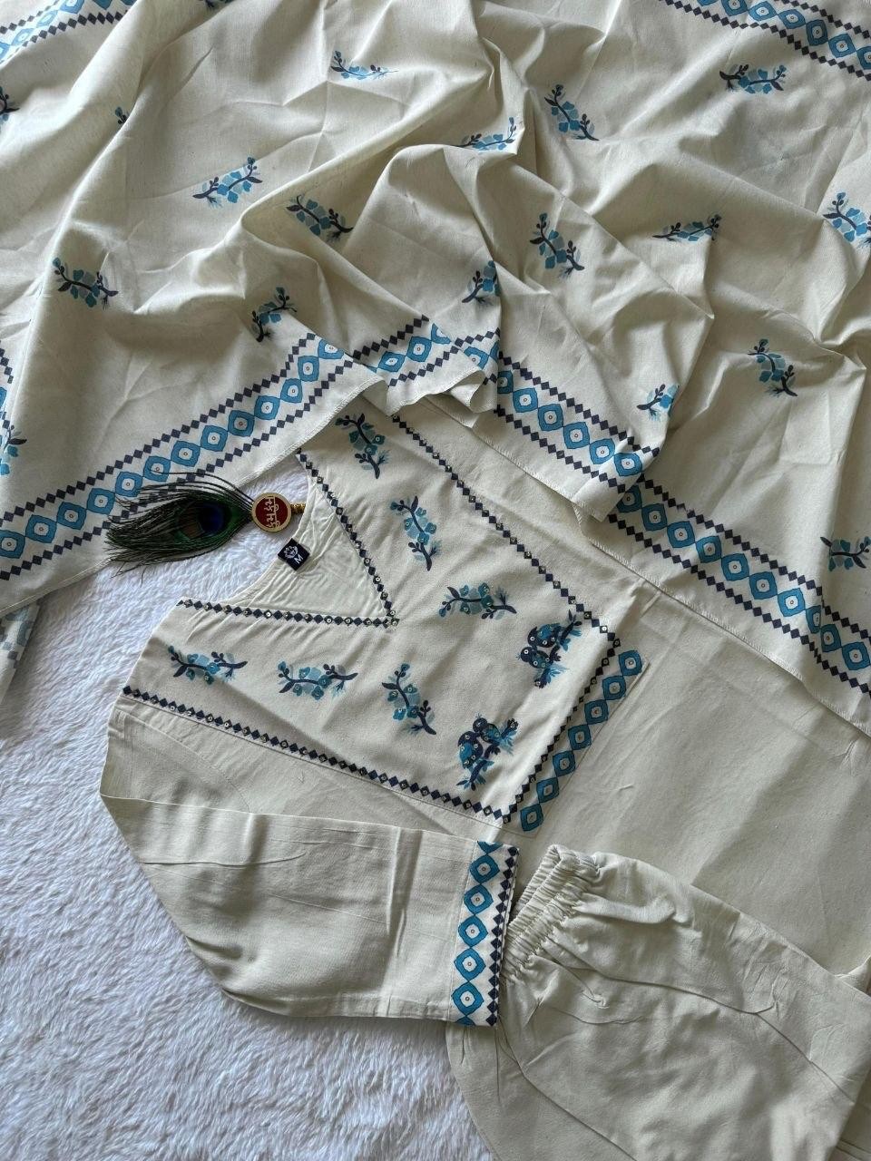 Women Ethnic Khadi Cotton Kurti Pant Dupatta Set Digital Print Sequin Work