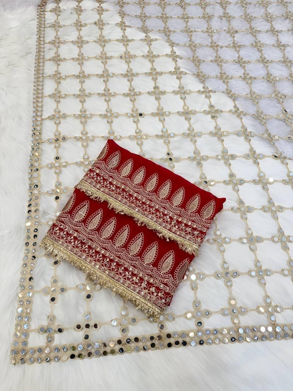 Designer Fendy Silk Maroon Color Saree with Mirror Work & Unstichhed Blouse