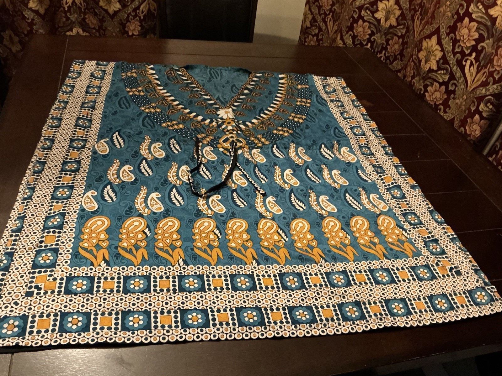 Polyester Dashiki poncho caftan Paisley Flower Border Print On Blue drawstring,