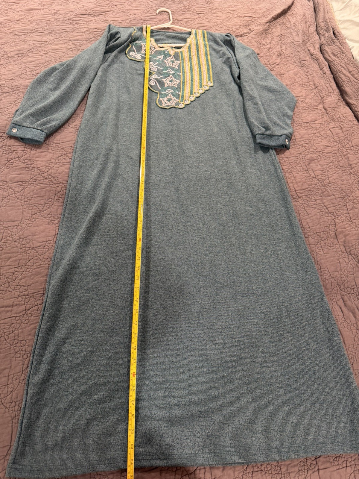 **Authentic Egyptian Unique Gold Embroidered Kaftan Size L. Made in Egypt. New