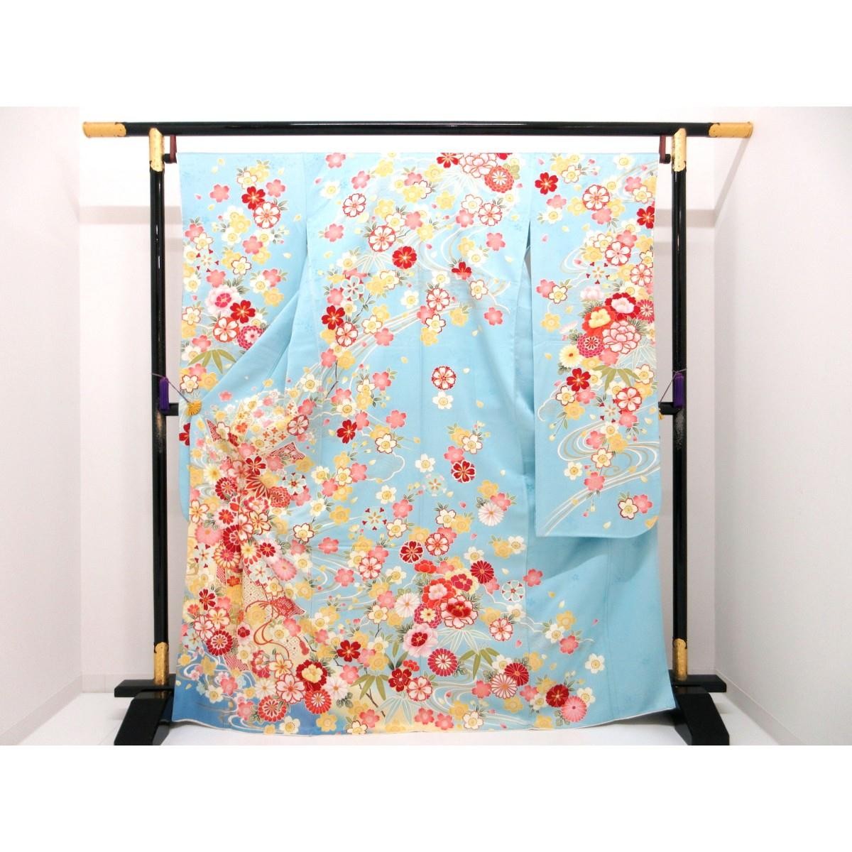 Authentic Japanese Kimono, Yuzen dyeing with gold leaf and gradation dyeing….