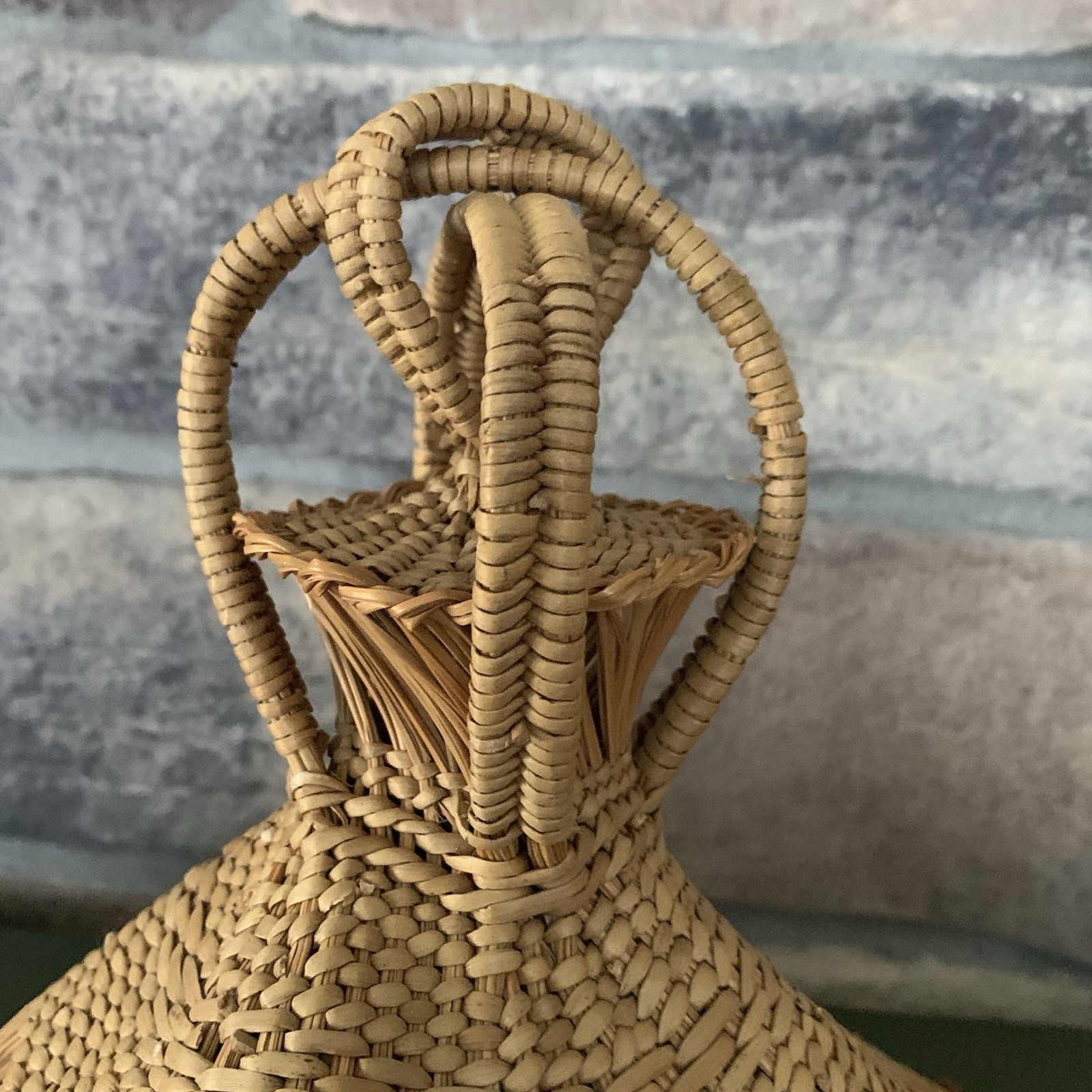 Mokorotlo Traditional Native African Woven Round Conical Hat 14”