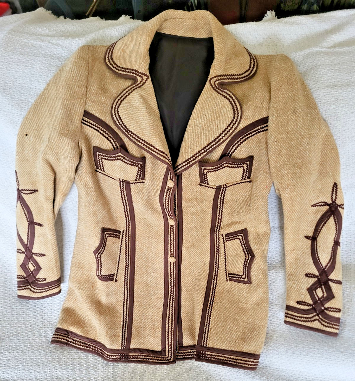 Vintage Guatemalan Coat Hand Made 1970s Medium-Large Nice Detail