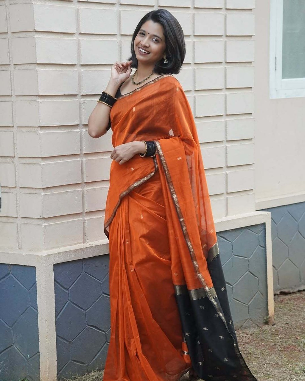 Woven Banarasi Cotton Silk Saree (Orange)