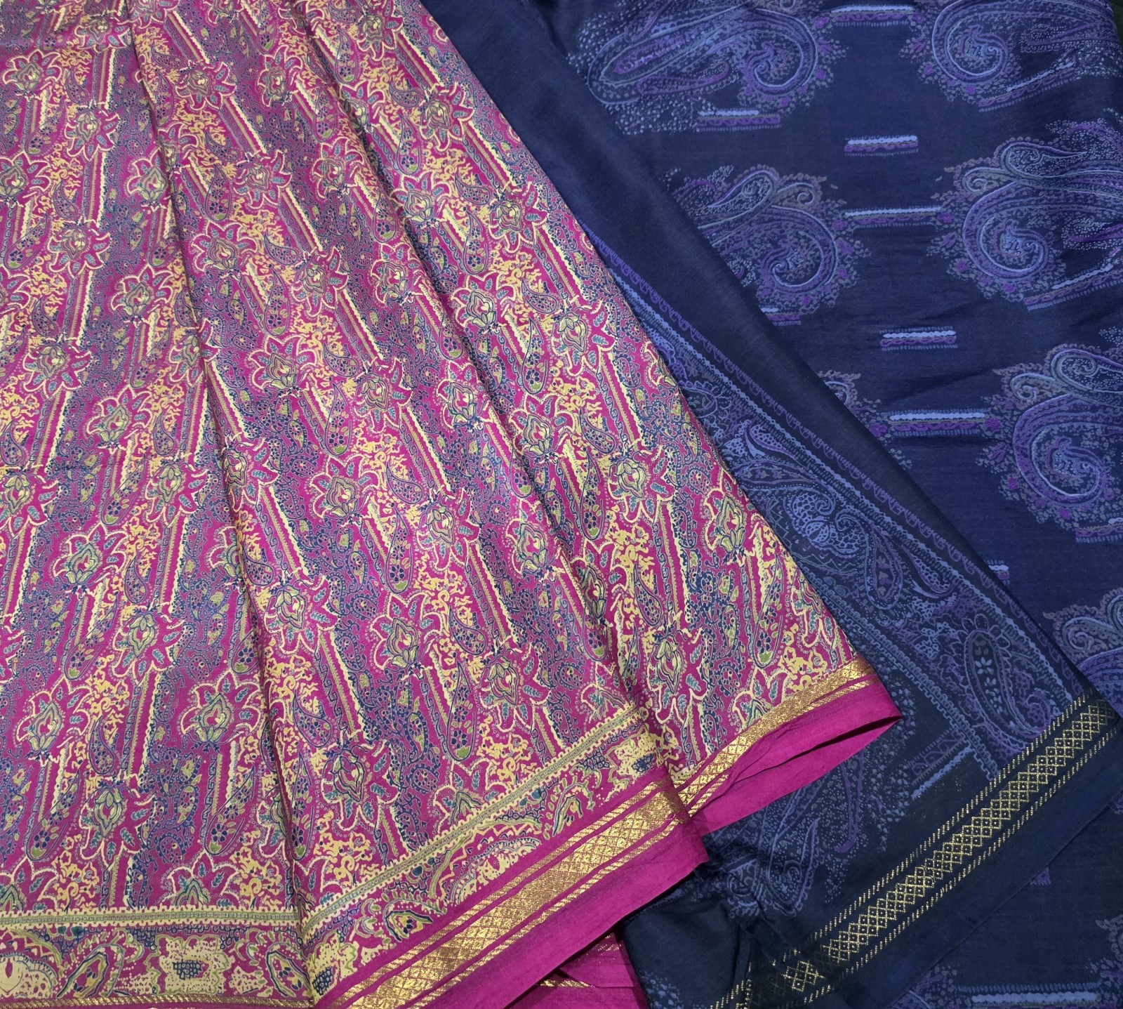Vintage Silk Saree, 100% Pure Silk Fabric, 5 Yards Ethnic Indian Printed Sari
