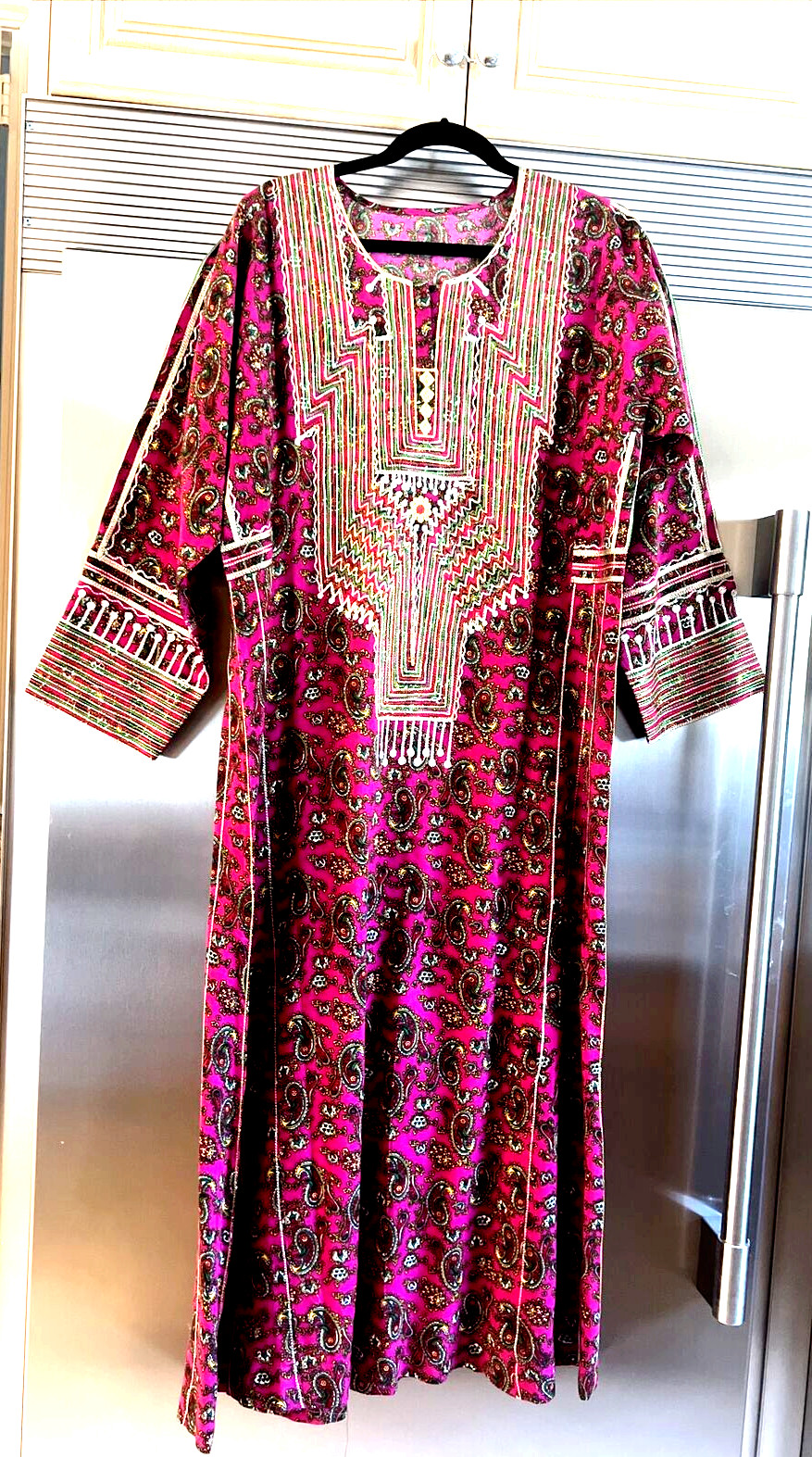 CAFTAN JALABIYA DJELLABA MAXI LONG DRESS MAGENTA W/GREEN WHITE RED GOLD PAISLEY