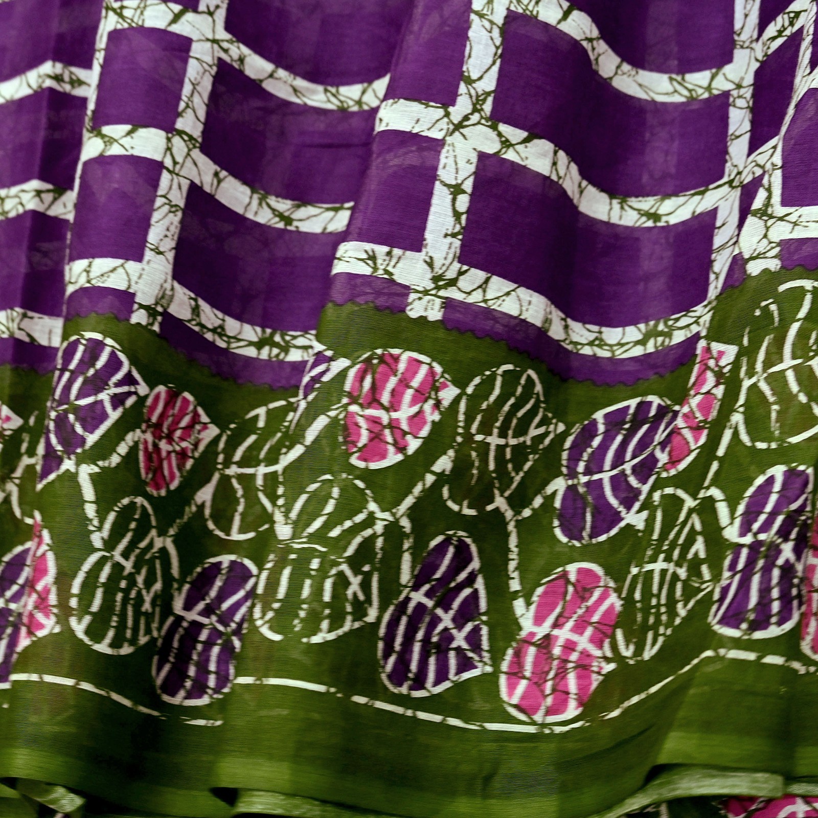Vintage Sari Purple & Green Batik Printed Saree Pure Cotton 5Yd Craft Fabric