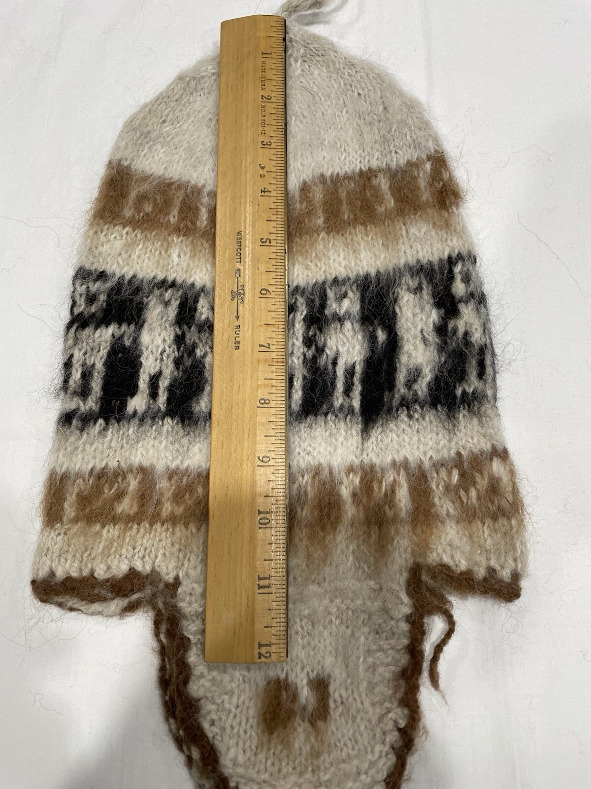 100 Pct Alpaca Wool Handmade Bolivian Beanie Ear Flaps (31 of 35)