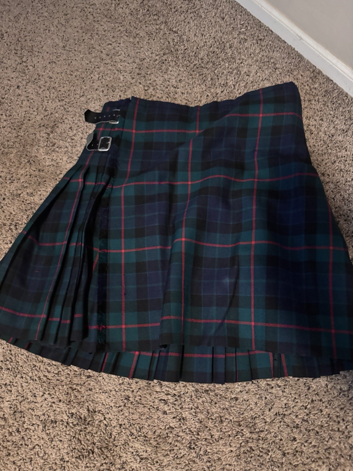 New wool kilt. 8yd