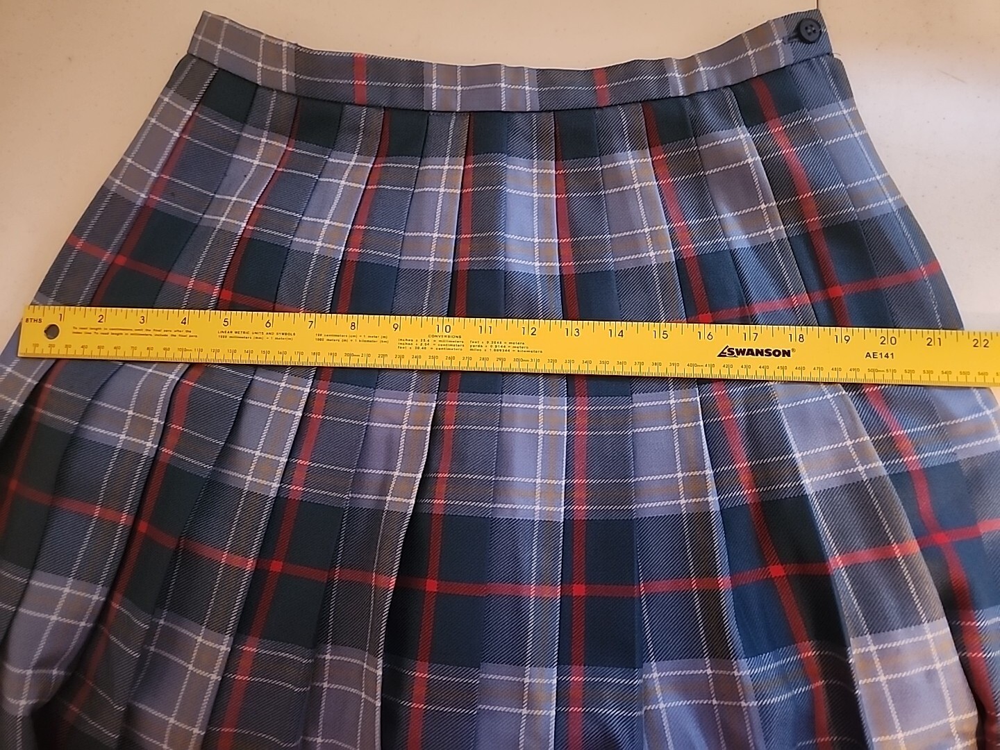 Womans Archie Brown & Son fully lined blue plaid wool kilt skirt 14