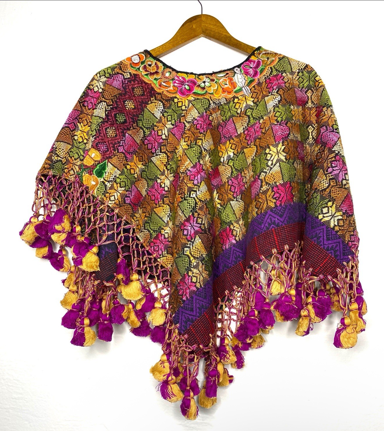 Huipil Top Hand Embroidered Otomi Style Animals Handwoven Mayan Chiapas Mexico