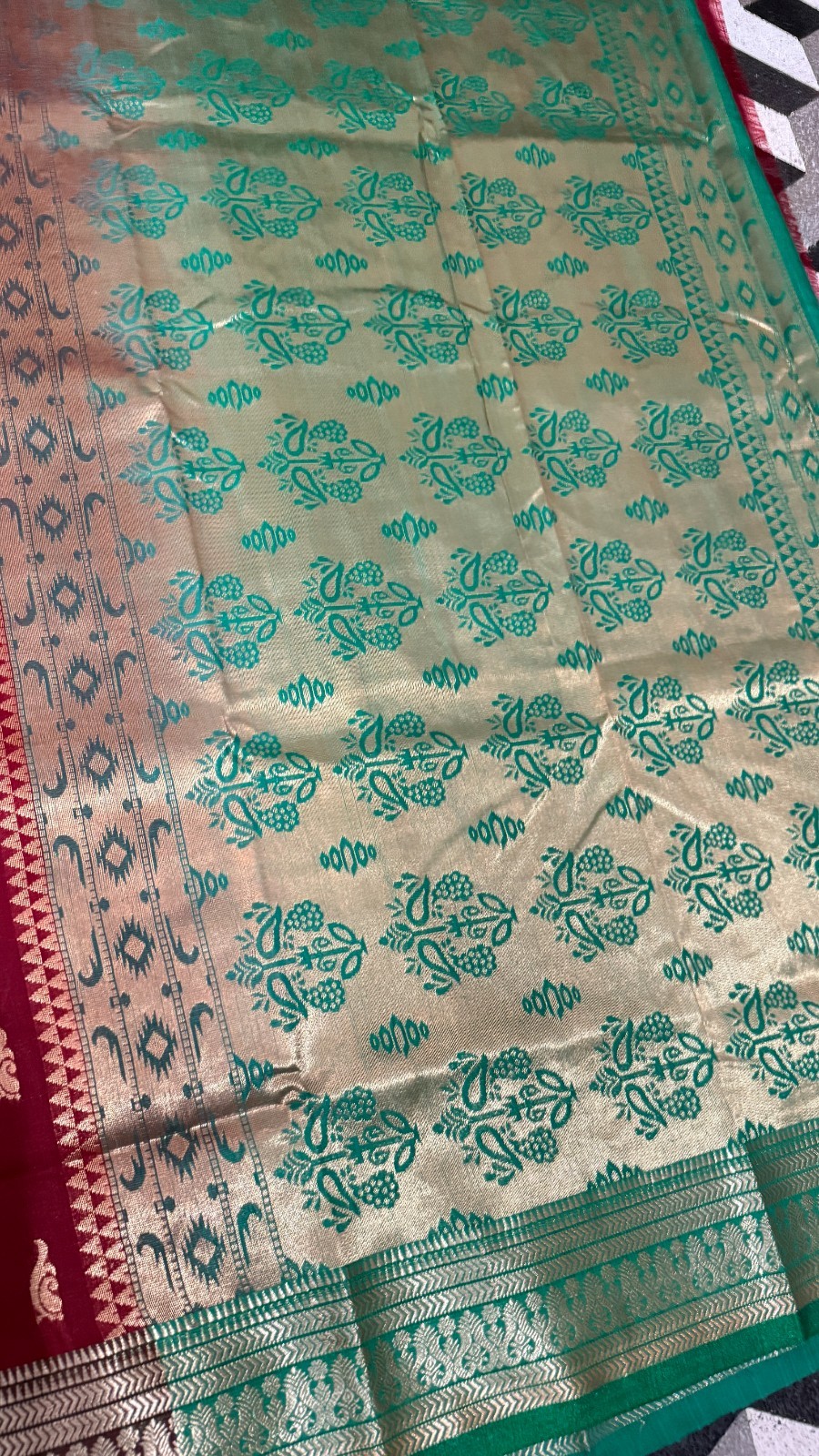 Elegant Red Satin Silk Saree – Traditional Indian Wedding & Festive Wear