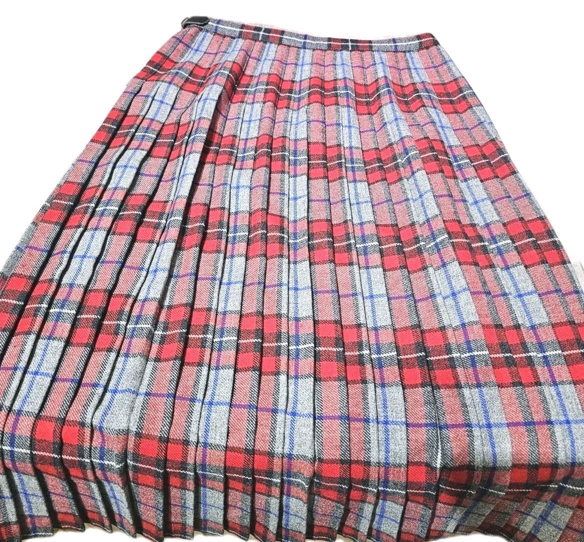 ARCHIE BROWN & SON-Womens Gray/Red Plaid Wool, Pleat Adjust. Scottish Kilt-(12)