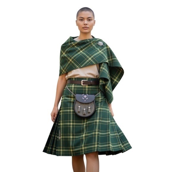 Handmade Scottish Men’s Kilt Irish Green Tartan & Sporran Waist 32 Length 24″